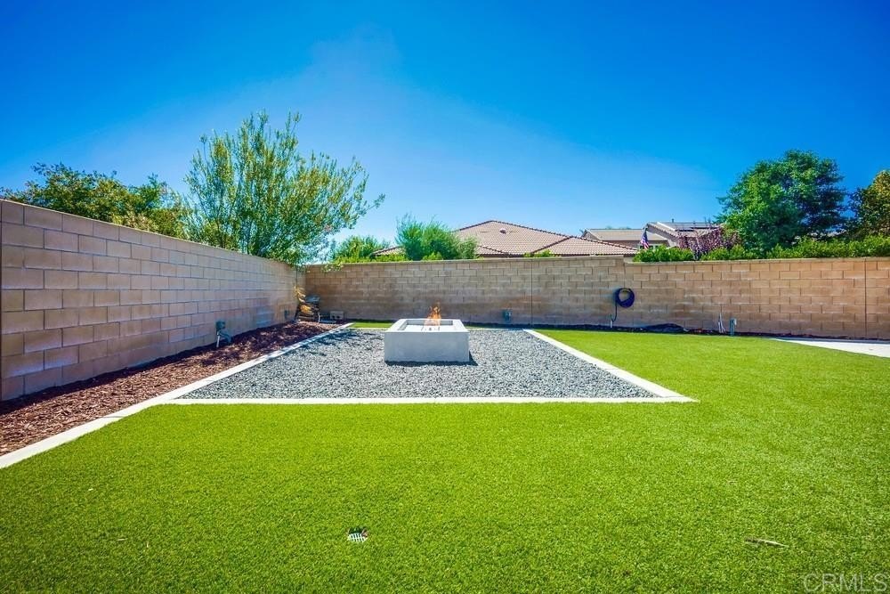 Murrieta, California, 92563, United States, 3 Bedrooms Bedrooms, ,3 BathroomsBathrooms,Residential,For Sale,1947093