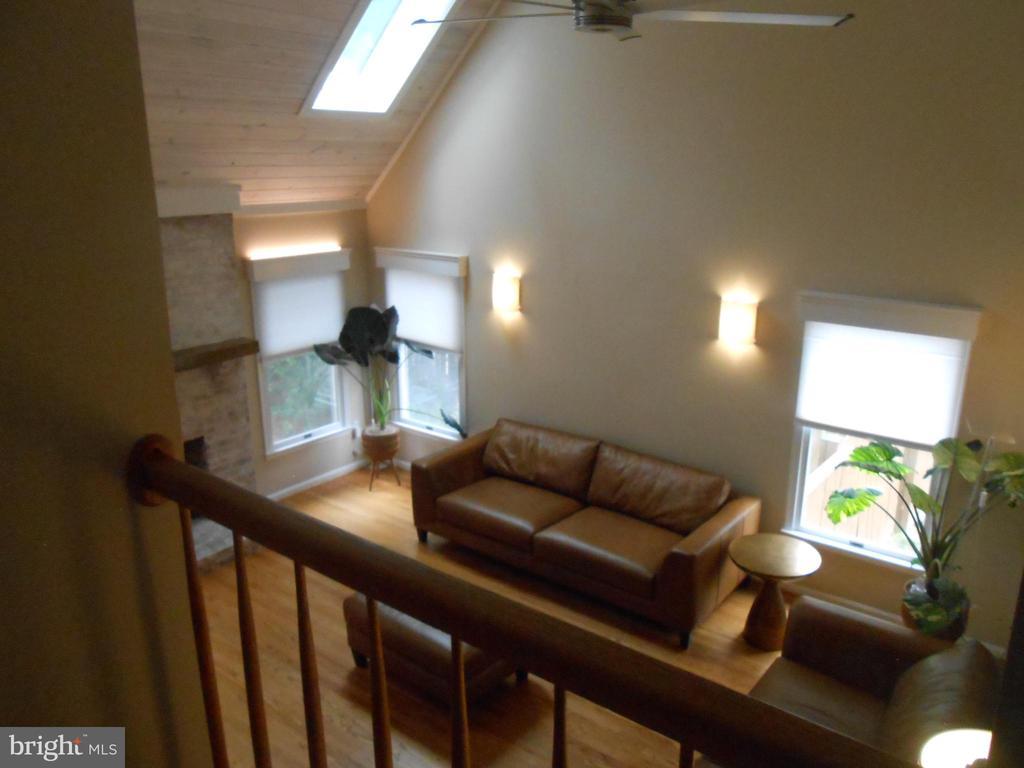 Winchester, Virginia, 22601, United States, 3 Bedrooms Bedrooms, ,2 BathroomsBathrooms,Residential,For Sale,1918203