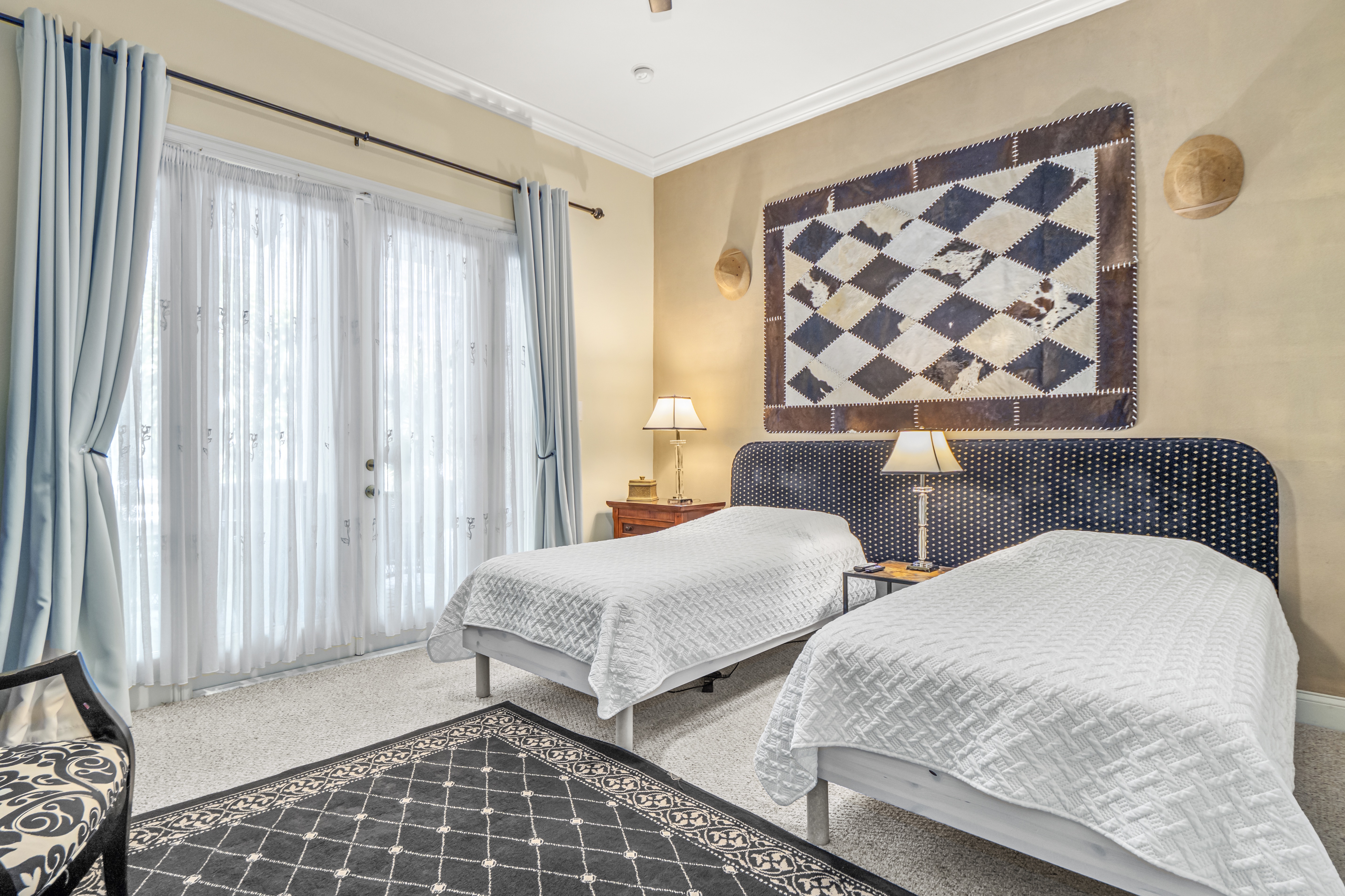 Kissimmee, Florida, 34747, United States, 8 Bedrooms Bedrooms, ,8 BathroomsBathrooms,Residential,For Sale,1994201