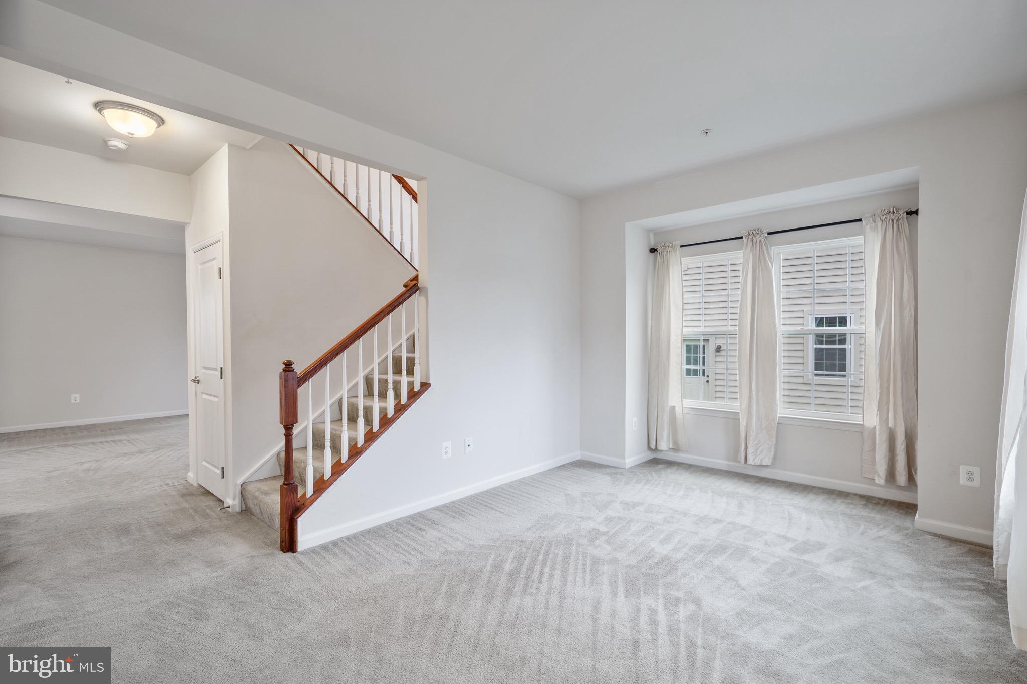 Waldorf, Maryland, 20602, United States, 4 Bedrooms Bedrooms, ,3 BathroomsBathrooms,Residential,For Sale,2001187