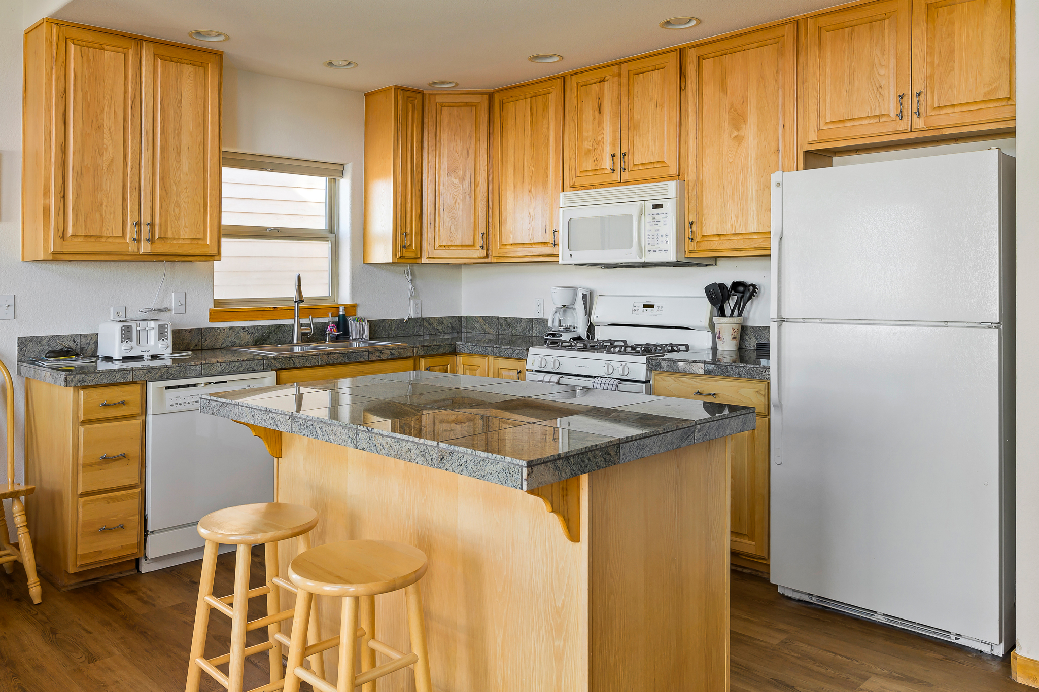Fraser, Colorado, 80442, United States, 3 Bedrooms Bedrooms, ,Residential,For Sale,1763036