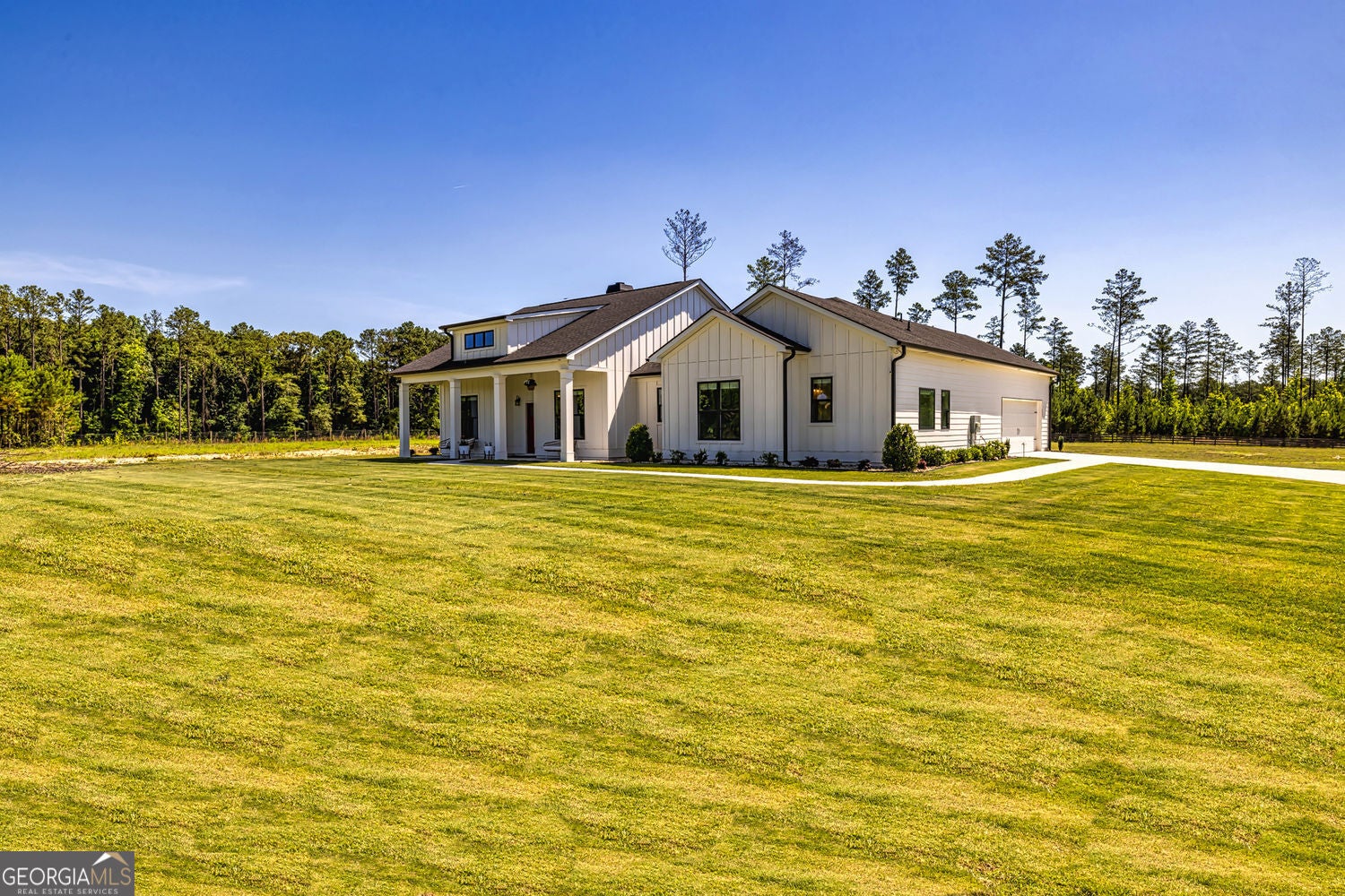 Senoia, Georgia, 30276, United States, 7 Bedrooms Bedrooms, ,6 BathroomsBathrooms,Residential,For Sale,1859097
