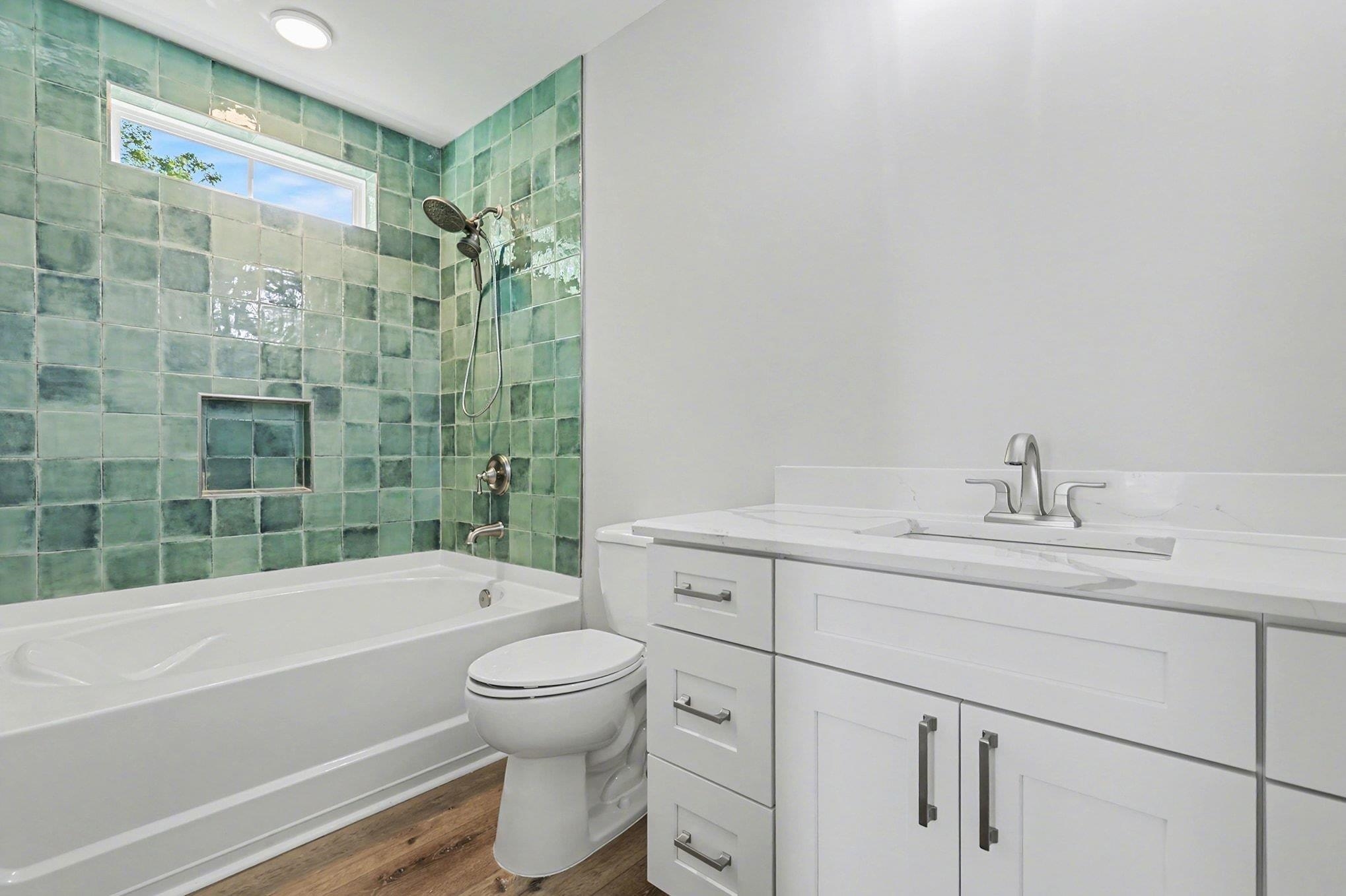 Murrells Inlet, South Carolina, 29576, United States, 5 Bedrooms Bedrooms, ,6 BathroomsBathrooms,Residential,For Sale,2040499