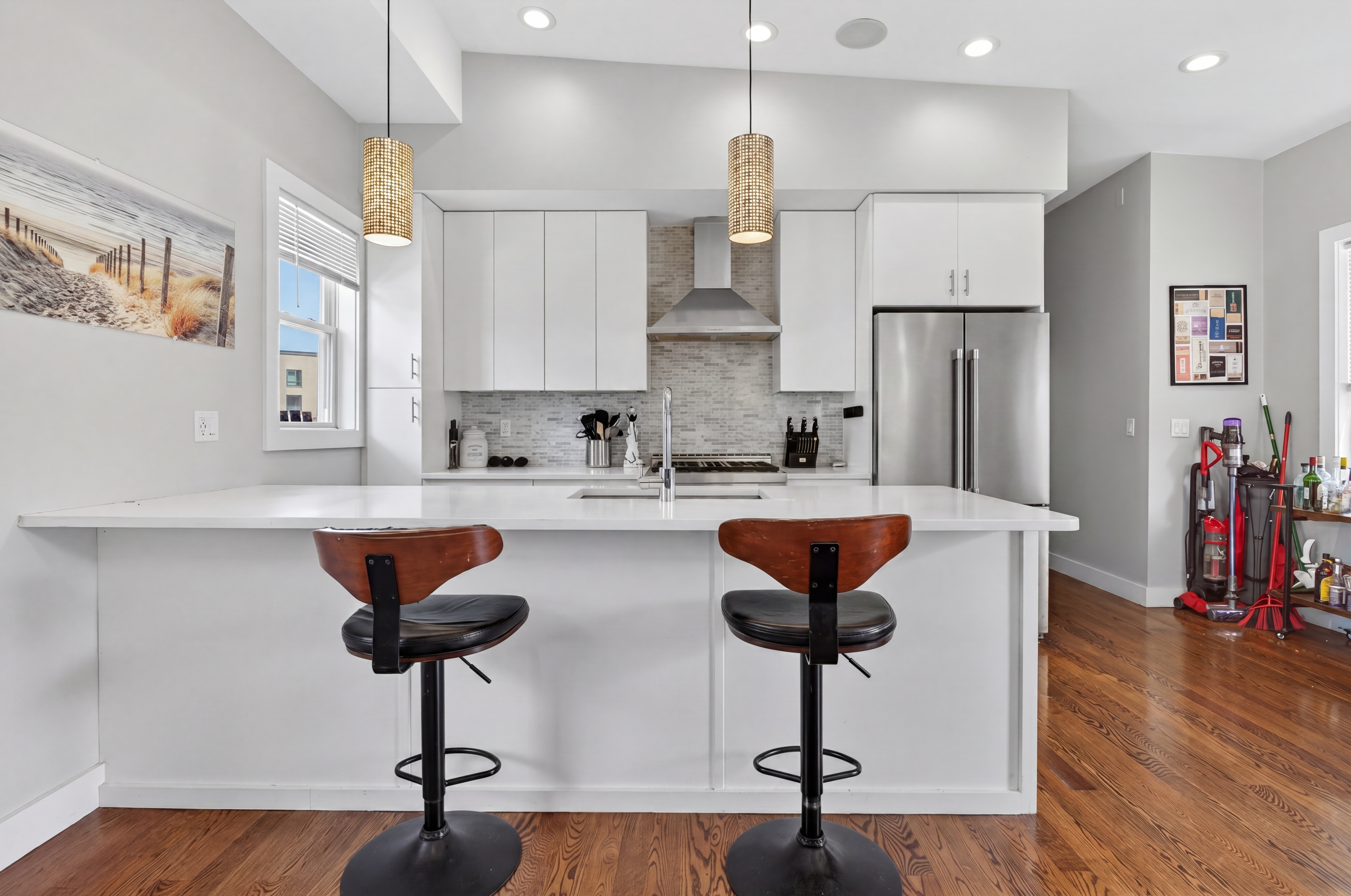  349 Silver Street, Unit 3, Boston, MA, 02127 - 物件實景