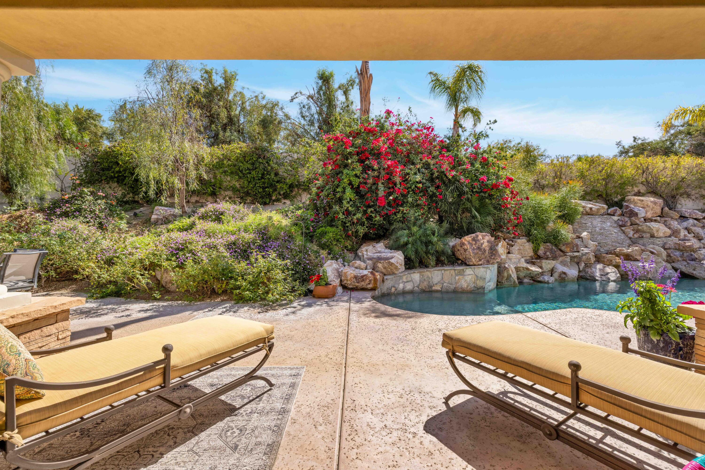 Palm Desert, California, 92260, United States, 3 Bedrooms Bedrooms, ,4 BathroomsBathrooms,Residential,For Sale,1986213