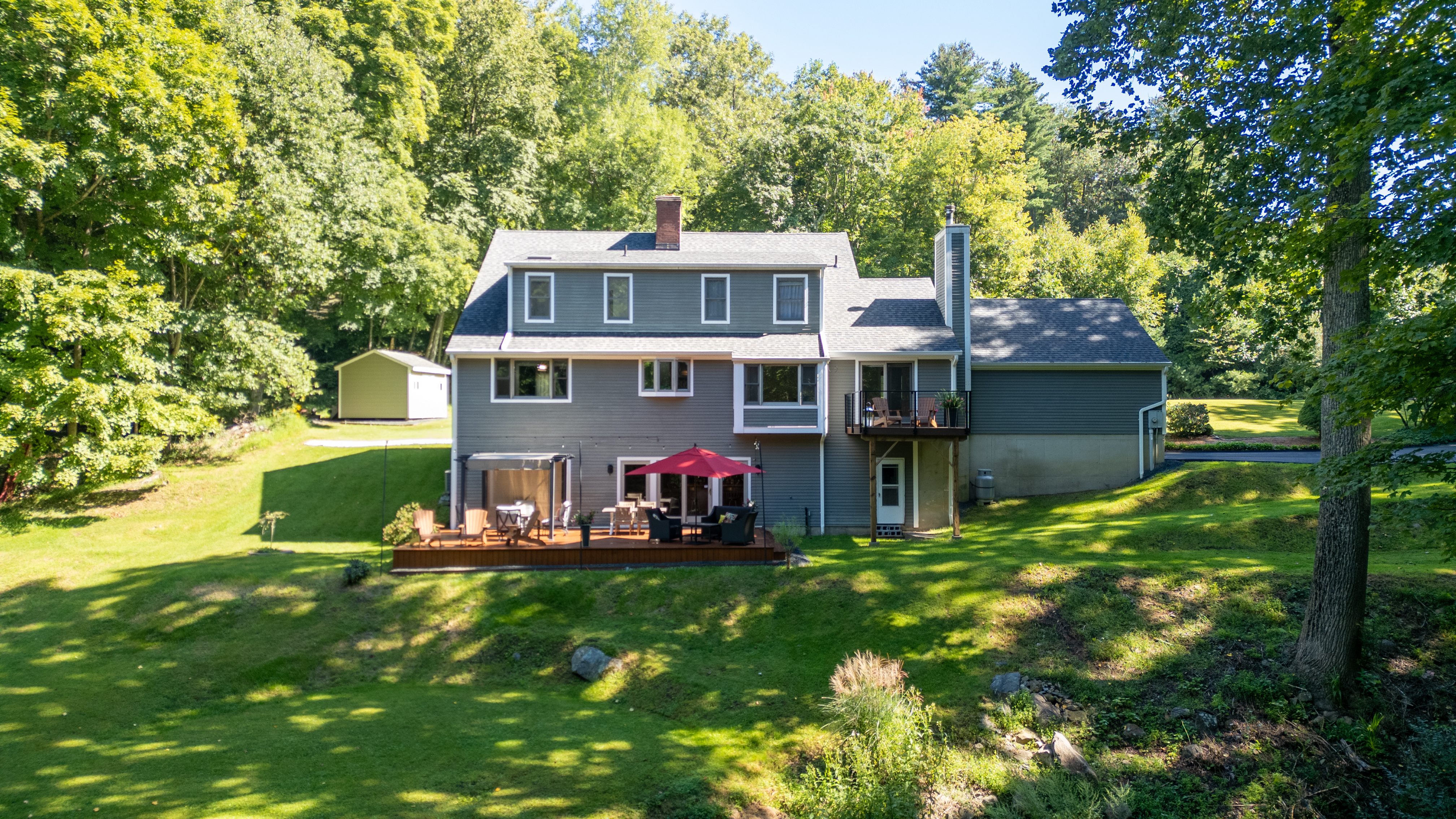  Modern Luxury Meets Serene Woodland Living - 物件實景