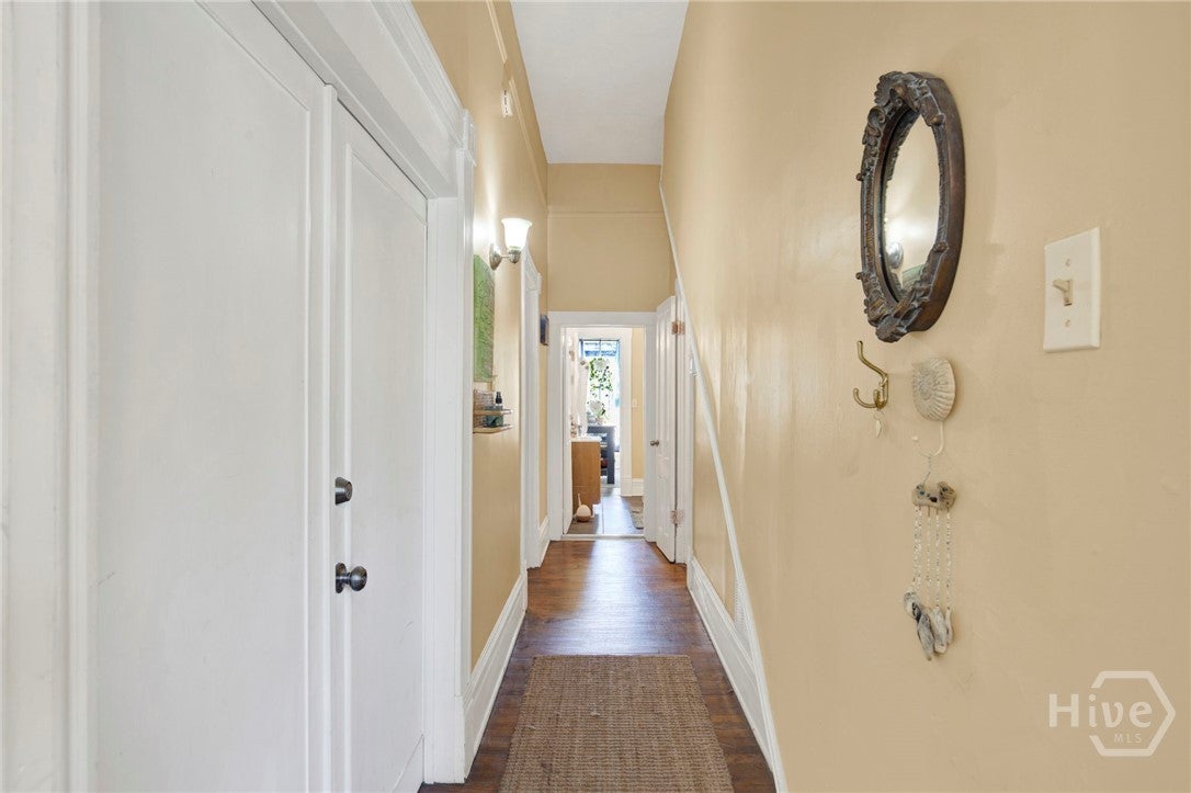 Savannah, Georgia, 31401, United States, 2 Bedrooms Bedrooms, ,3 BathroomsBathrooms,Residential,For Sale,2031134