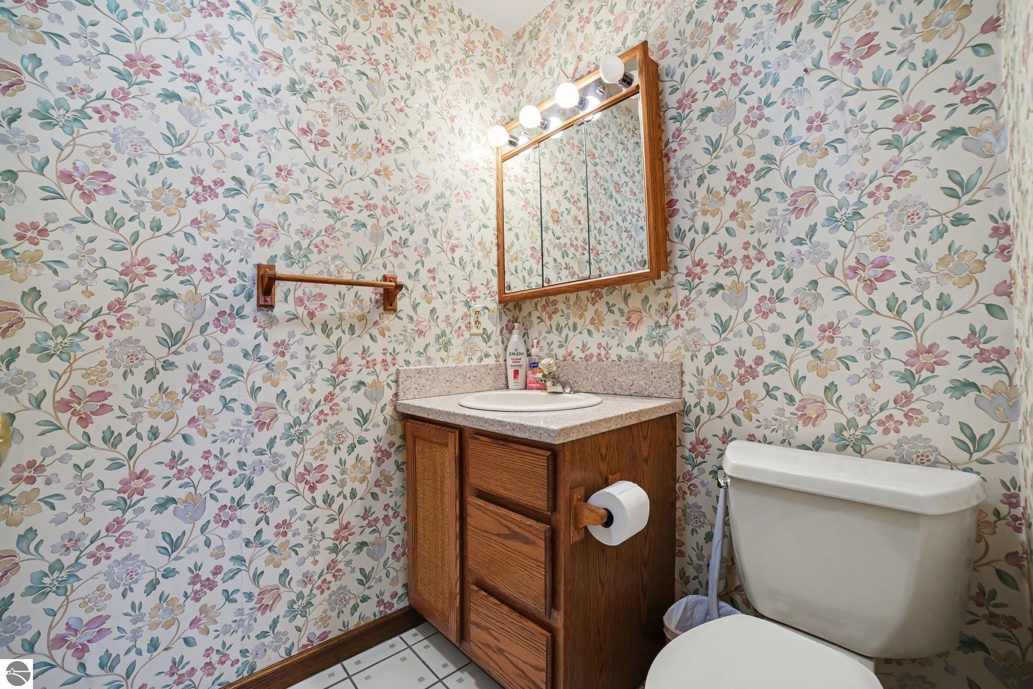 Lake Isabella, Michigan, 48893, United States, 4 Bedrooms Bedrooms, ,4 BathroomsBathrooms,Residential,For Sale,2030356