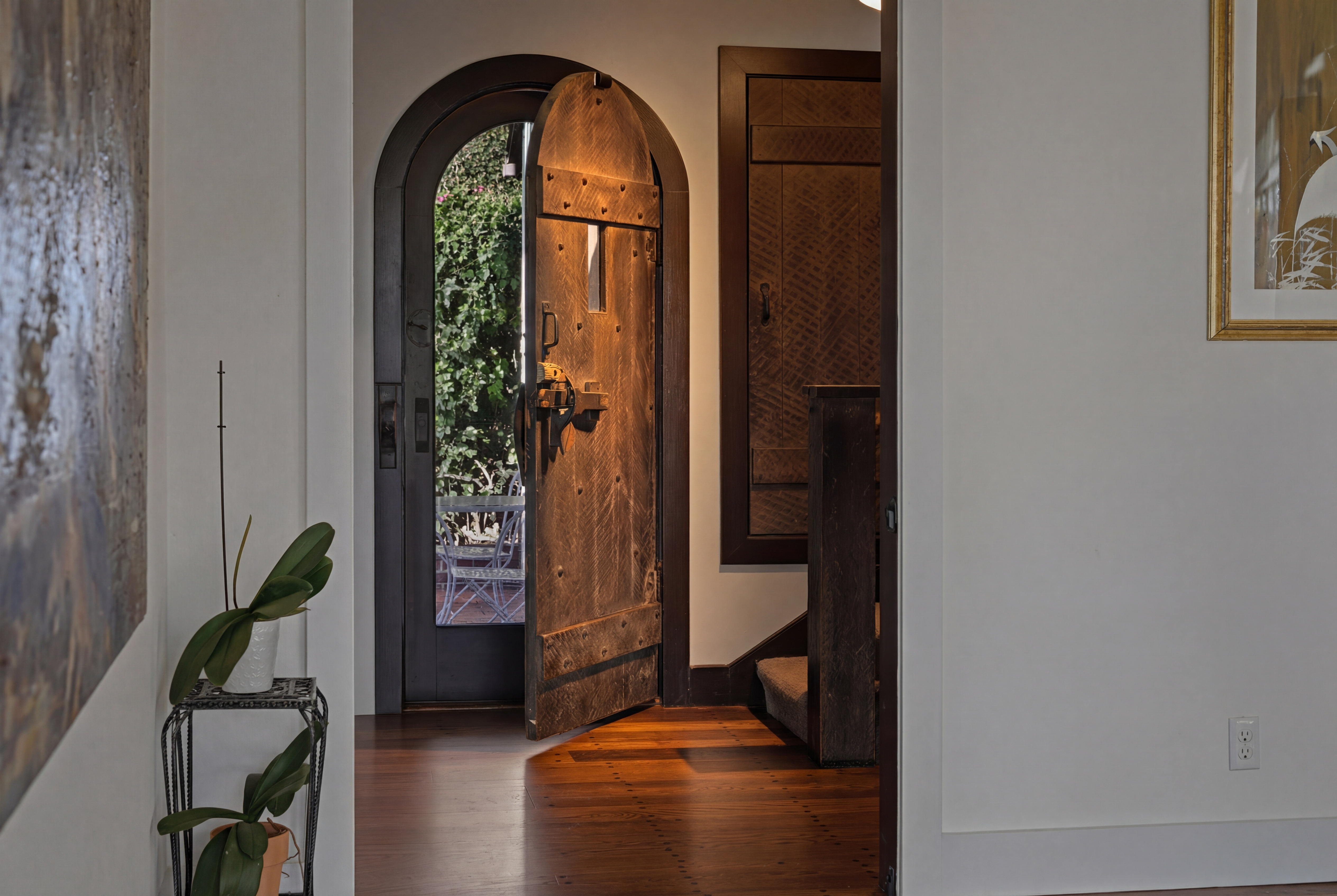  Timeless Downtown Elegance in Hayward’s Historic Prospect Hill - 物件實景