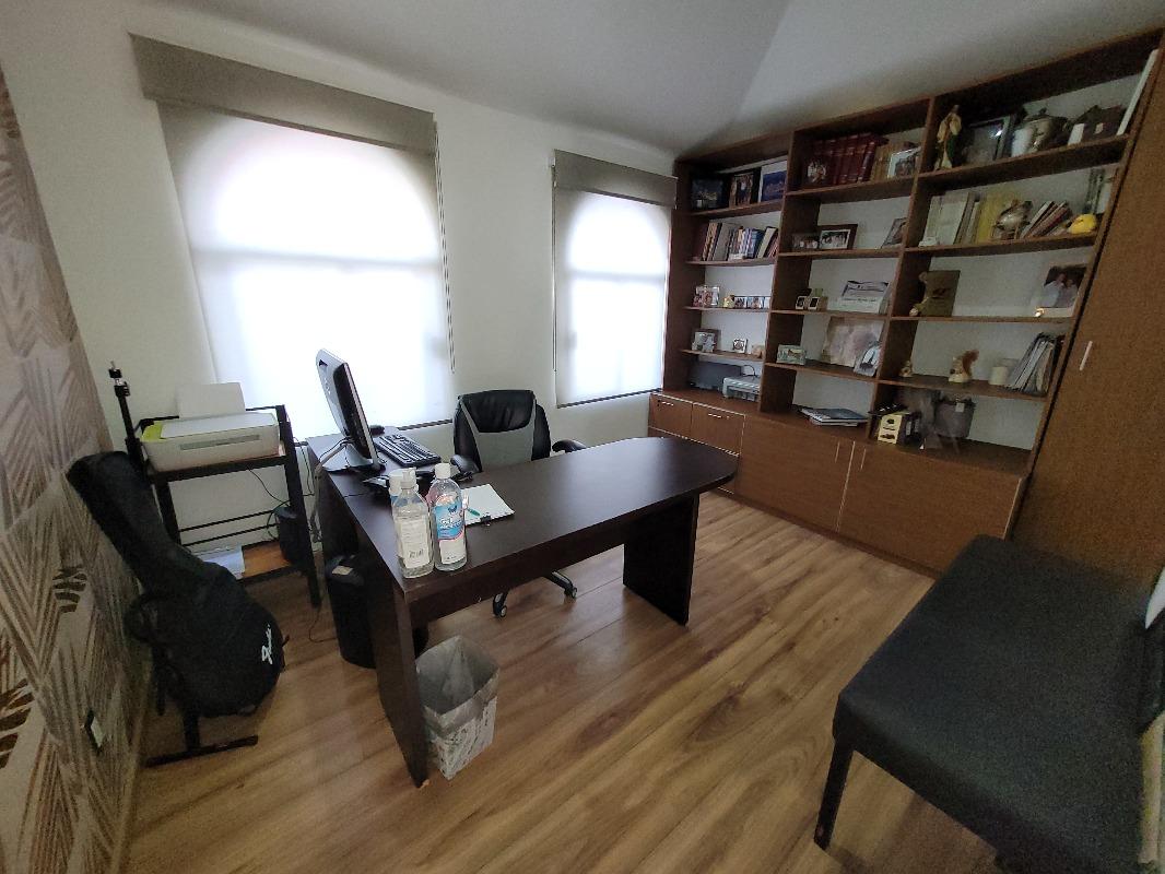 Golondrina, Atizapán de Zaragoza, Estado de México, 52957, Mexico, 3 Bedrooms Bedrooms, ,3 BathroomsBathrooms,Residential,For Sale,Golondrina,1628812