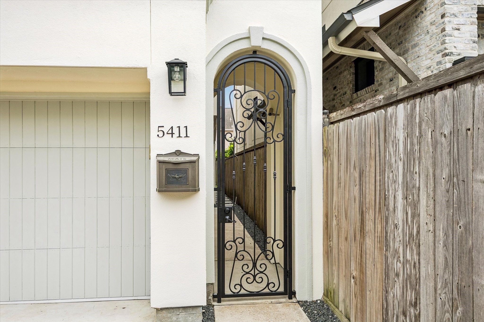  5411 Gibson Street - 物件實景