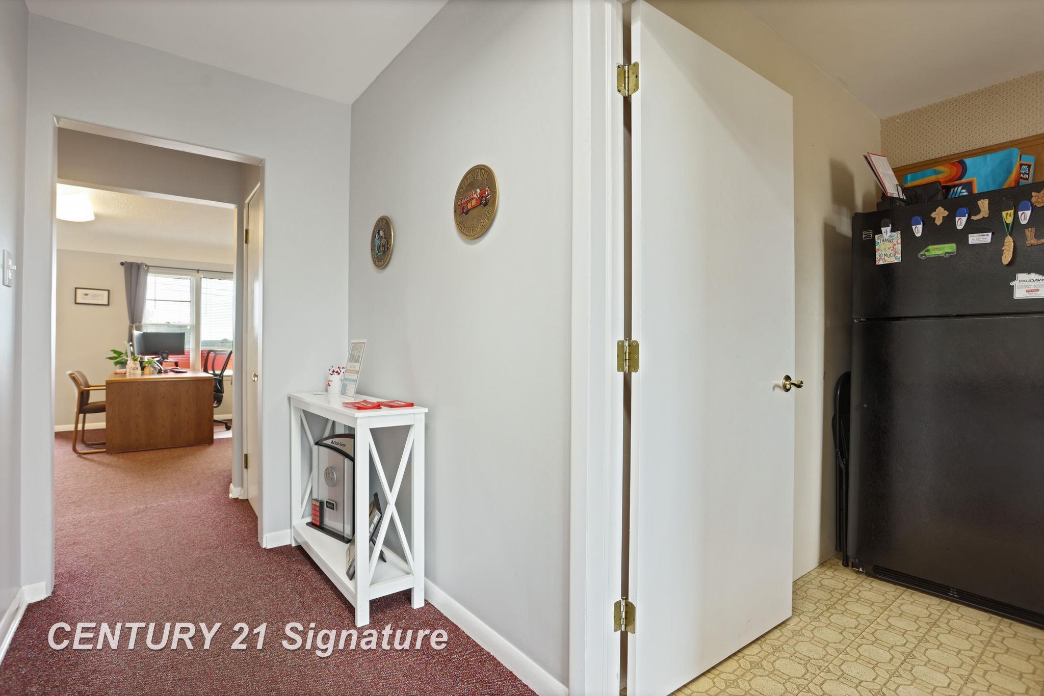 Saginaw, Michigan, 48604, United States, 4 Bedrooms Bedrooms, ,3 BathroomsBathrooms,Residential,For Sale,1980759