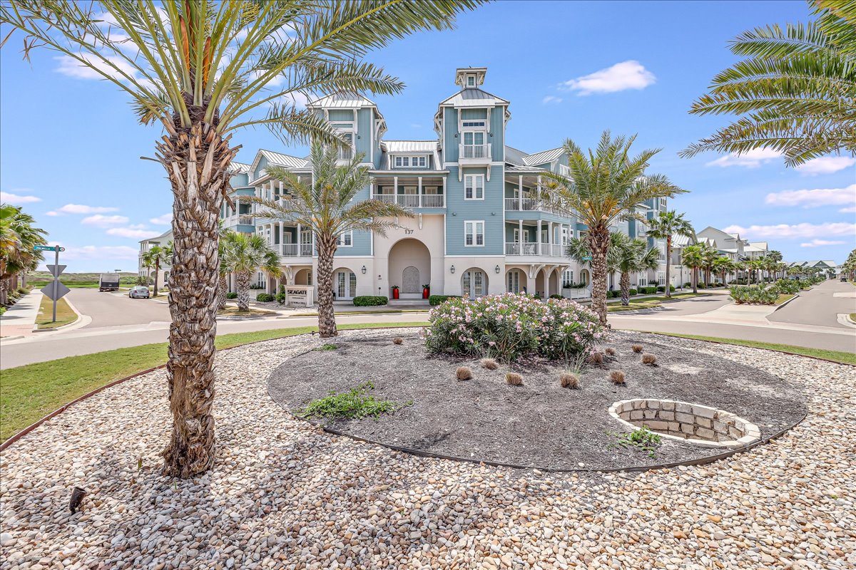 Port Aransas, Texas, 78373, United States, 3 Bedrooms Bedrooms, ,5 BathroomsBathrooms,Residential,For Sale,1994258