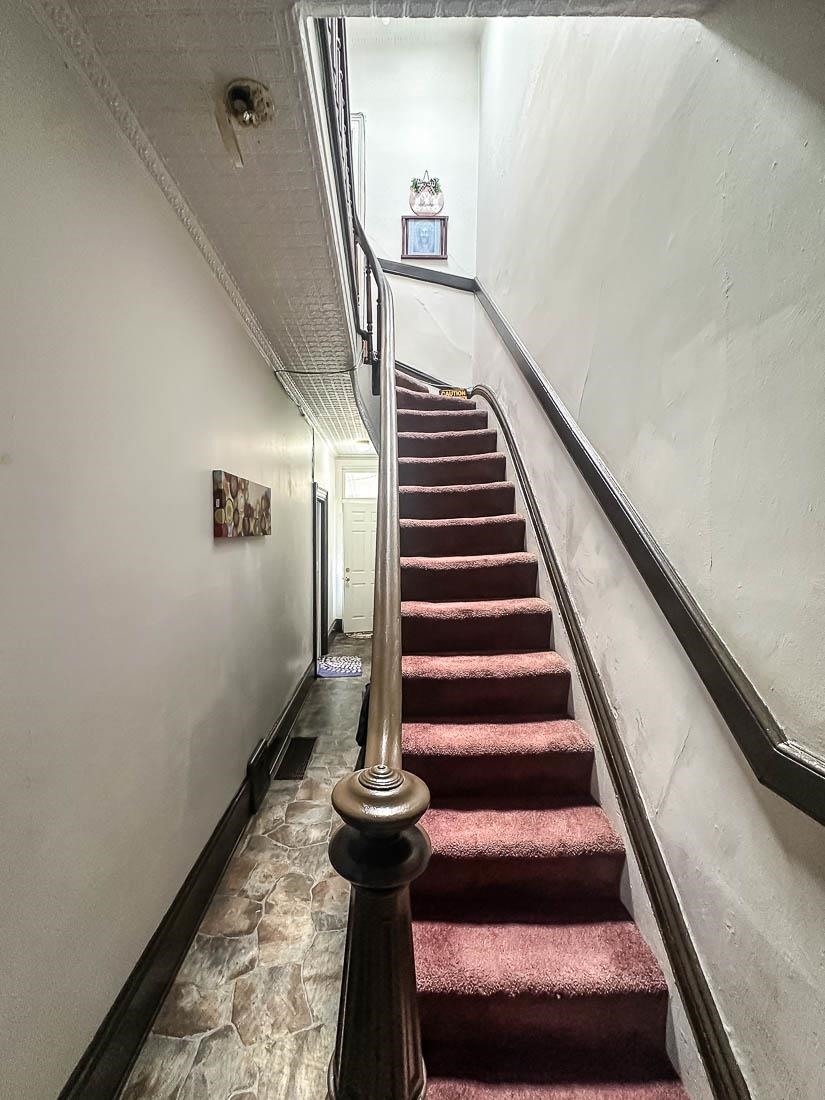 Jersey City, New Jersey, 07306, United States, 4 Bedrooms Bedrooms, ,3 BathroomsBathrooms,Residential,For Sale,1859473