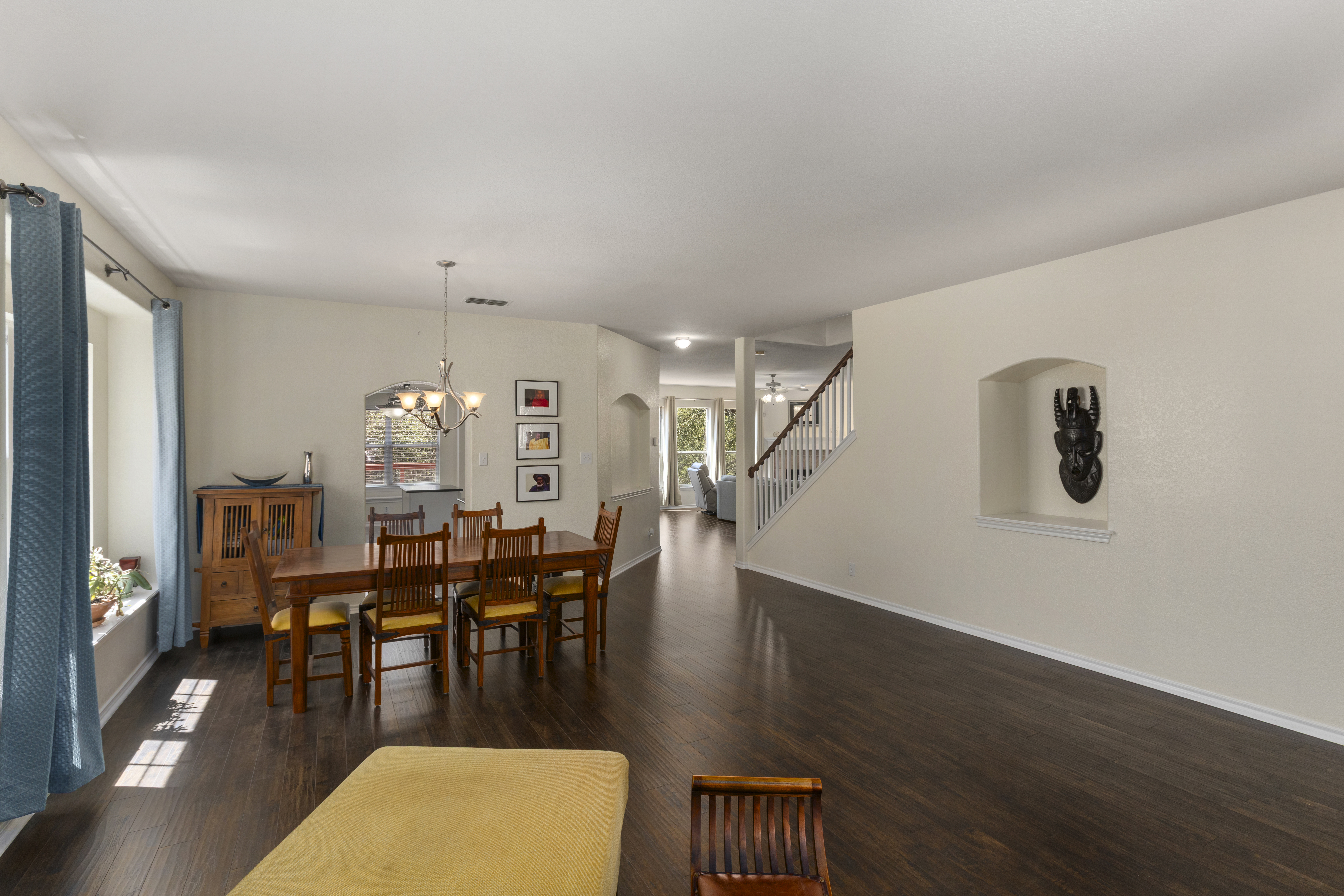  Spacious Home with Greenbelt Views - 物件實景