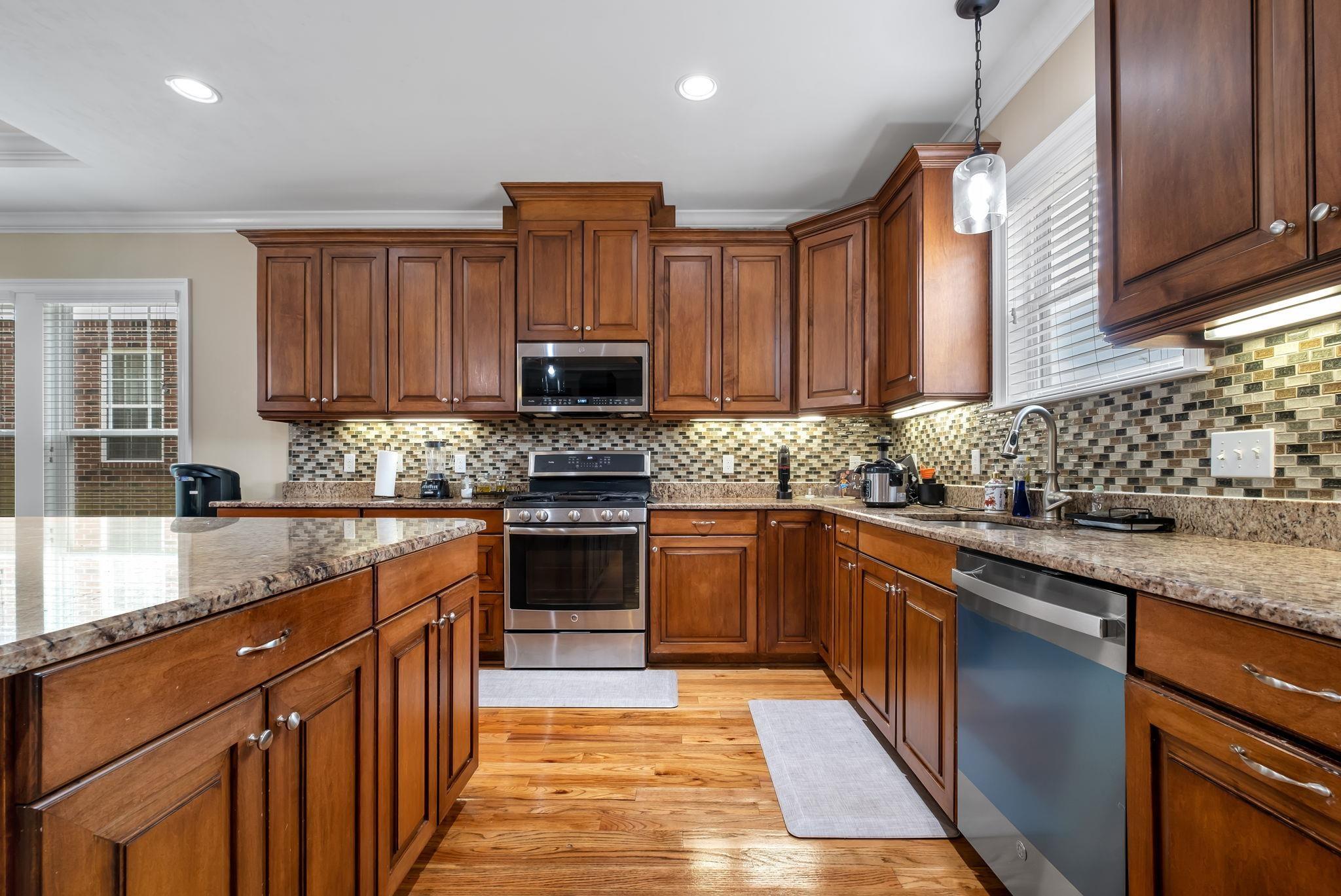 Tallahassee, Florida, 32312, United States, 4 Bedrooms Bedrooms, ,3 BathroomsBathrooms,Residential,For Sale,1901137