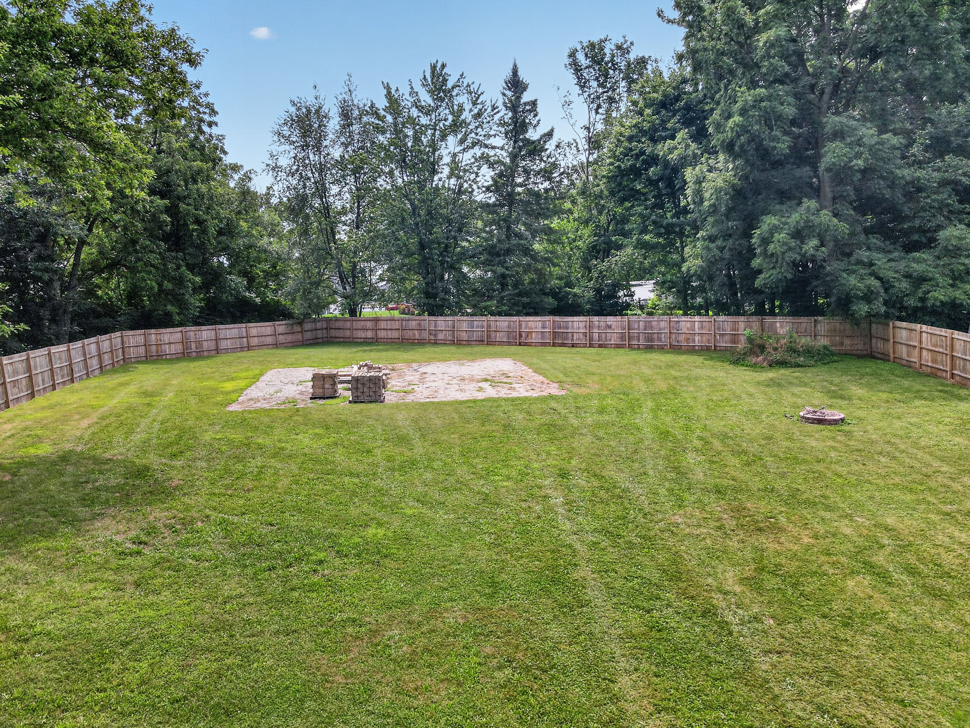  Build Your Dream Home on Quiet Cul-De-Sac Lot - 物件實景