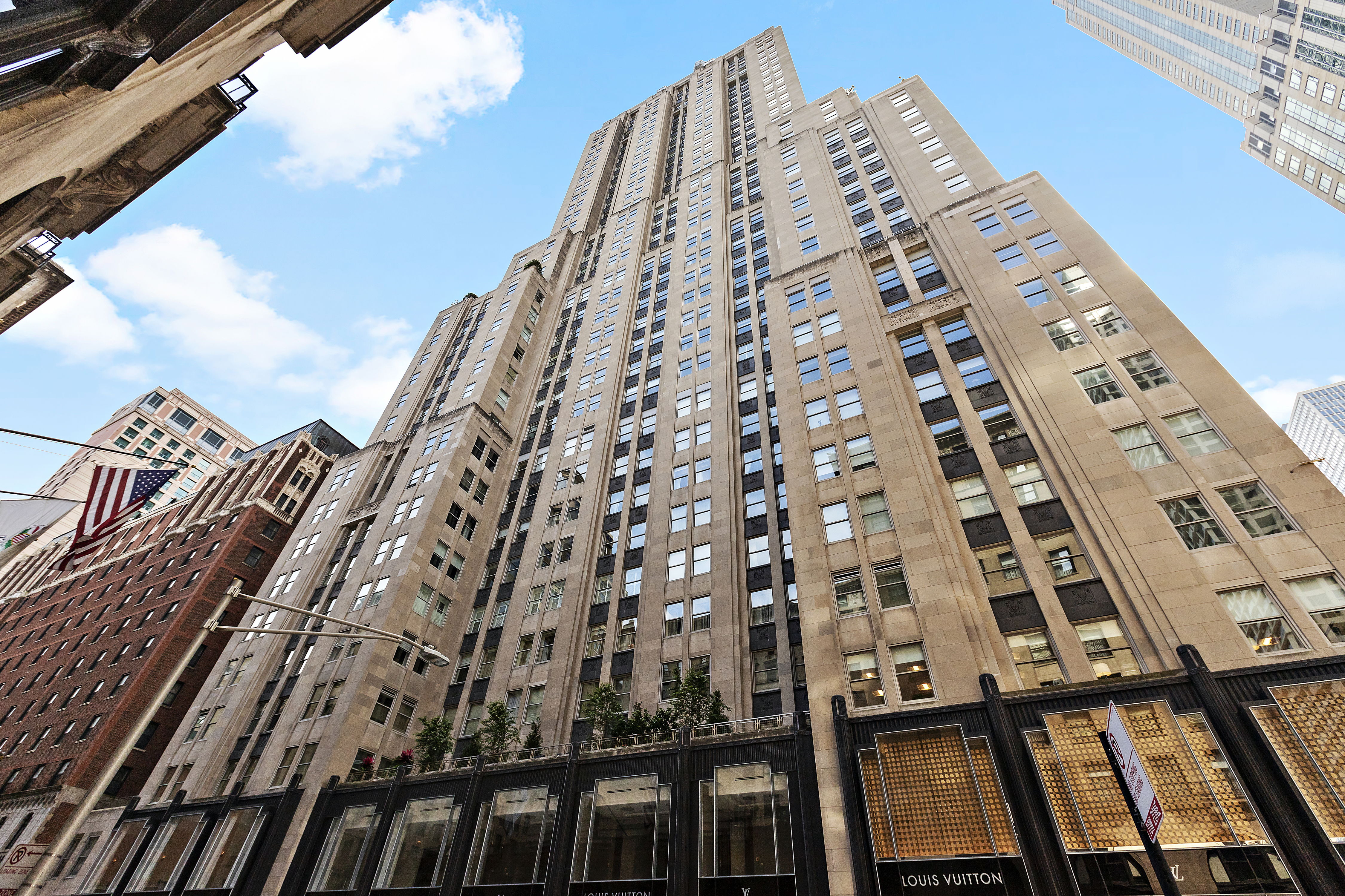 159 E Walton Place Unit# 5B