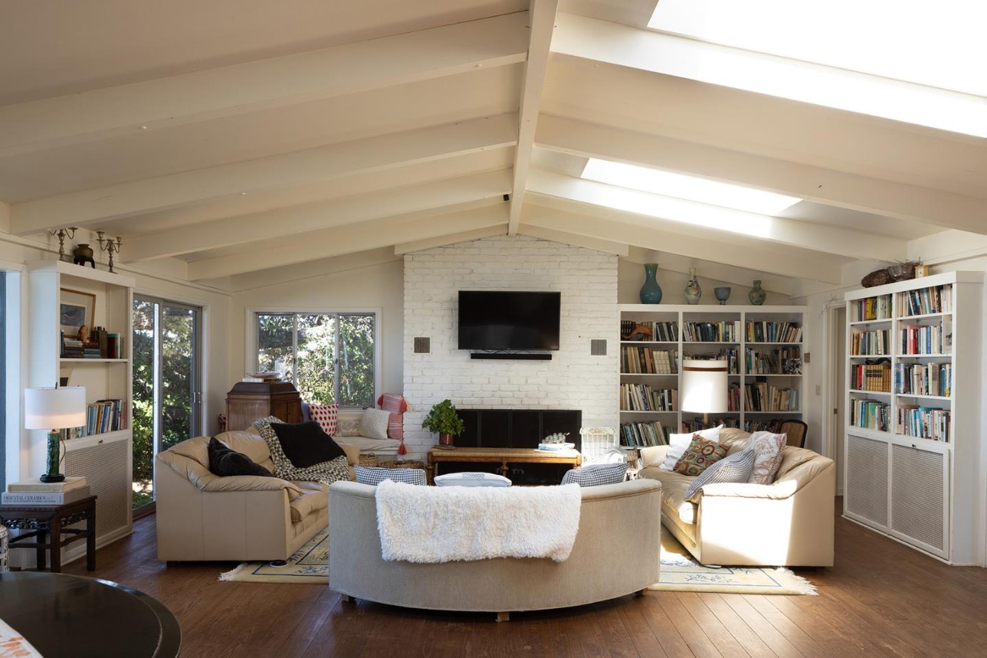 47320 Highway 1, Big Sur, California, 93920, United States, 11 Bedrooms Bedrooms, ,9 BathroomsBathrooms,Residential,For Sale,47320 Highway 1,1659242