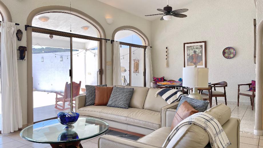 DE LA LANGOSTA, Guaymas, Sonora, 85506, Mexico, 3 Bedrooms Bedrooms, ,4 BathroomsBathrooms,Residential,For Sale,DE LA LANGOSTA,1610336