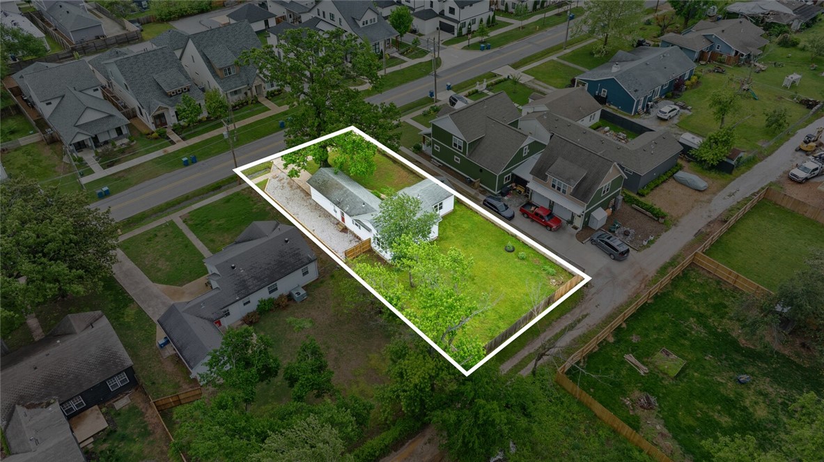 Bentonville, Arkansas, 72712, United States, 2 Bedrooms Bedrooms, ,1 BathroomBathrooms,Residential,For Sale,1793359