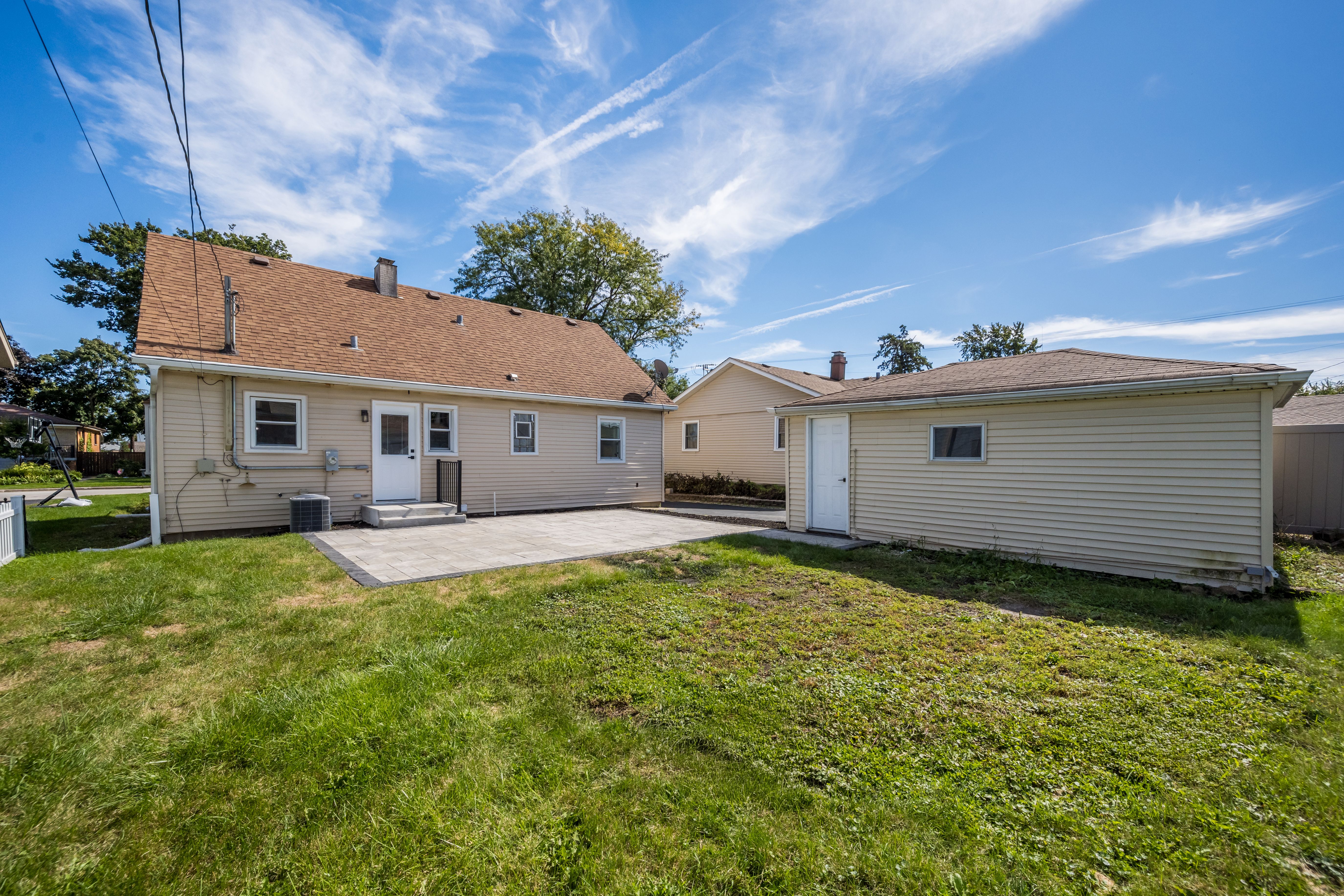  Welcome To This Beautifully Updated and Move-In-Ready Home in Countryside - 物件實景