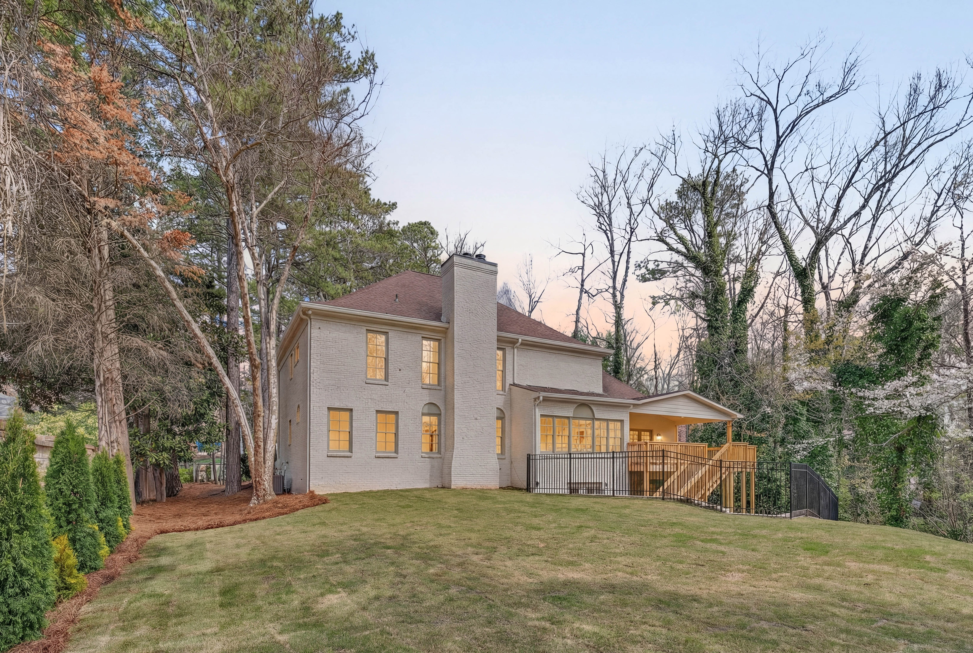  Reimagined Luxury Estate on 3.87 Acres - 物件實景