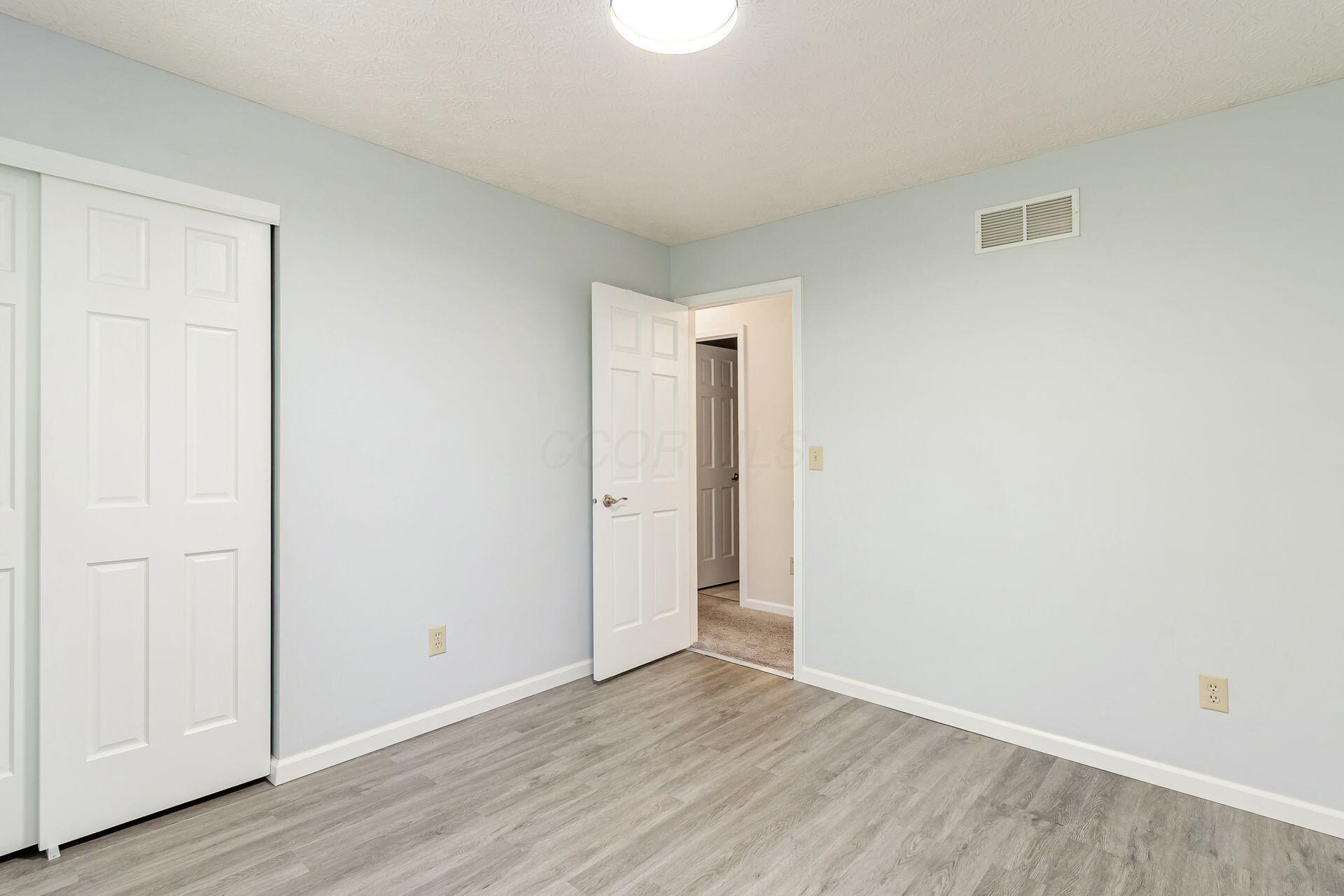 Columbus, Ohio, 43221, United States, 4 Bedrooms Bedrooms, ,4 BathroomsBathrooms,Residential,For Sale,1902021