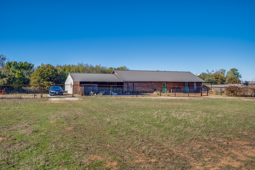 Boyd, Texas, 76023, United States, 3 Bedrooms Bedrooms, ,2 BathroomsBathrooms,Residential,For Sale,1999826