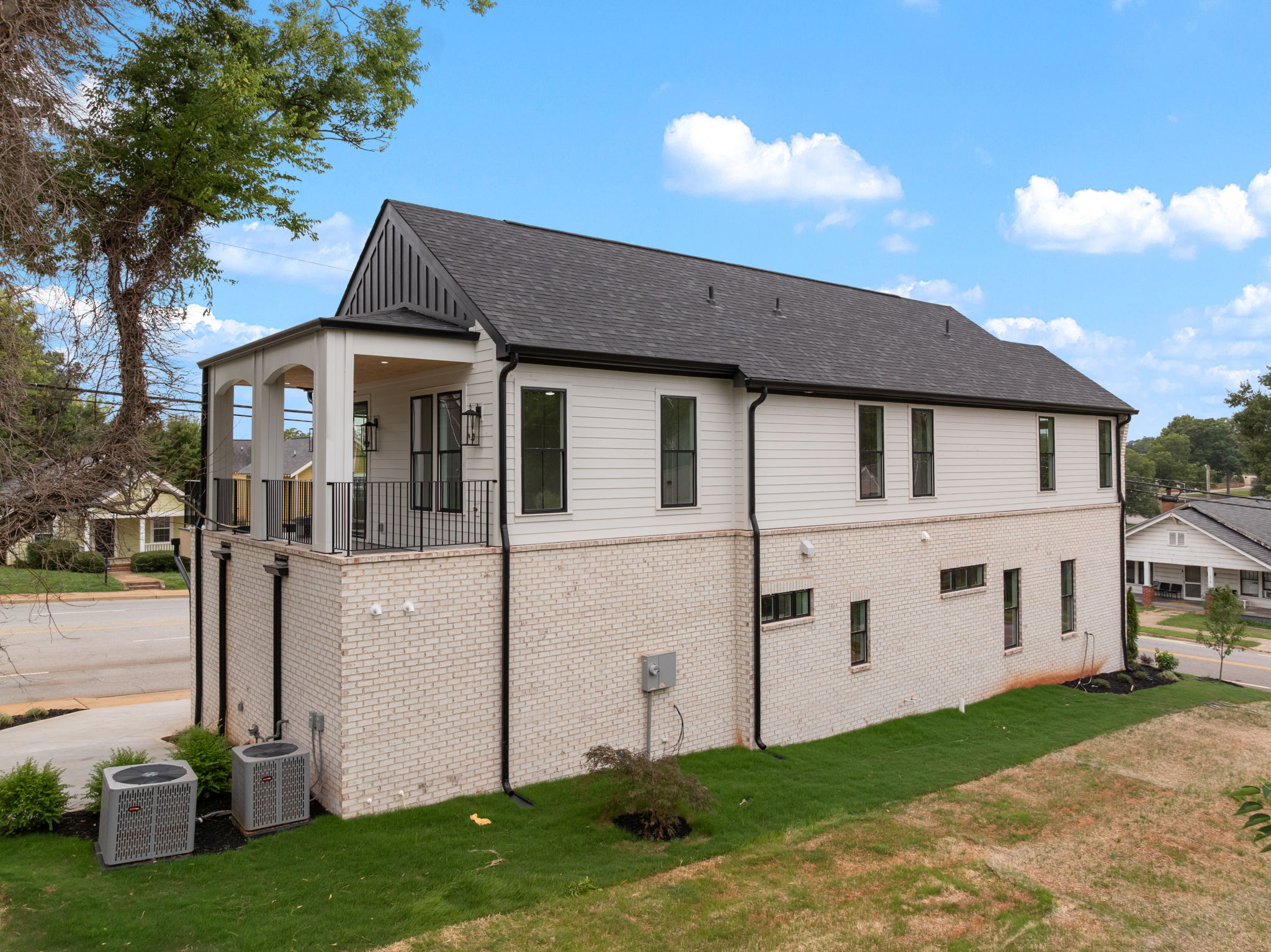  223 South Calhoun Street, Greenville, SC 29601 - 物件實景