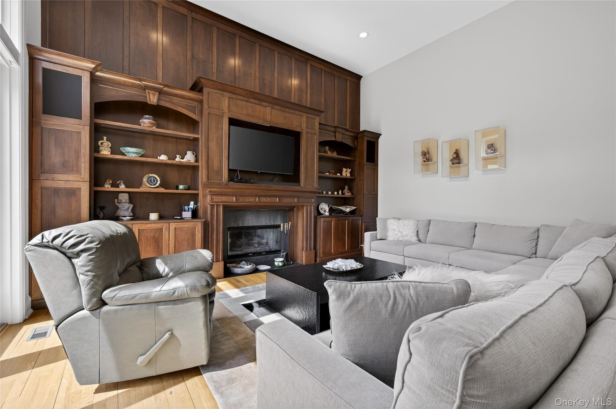  62 Pembroke Drive, Glen Cove, NY, 11542 - 物件實景