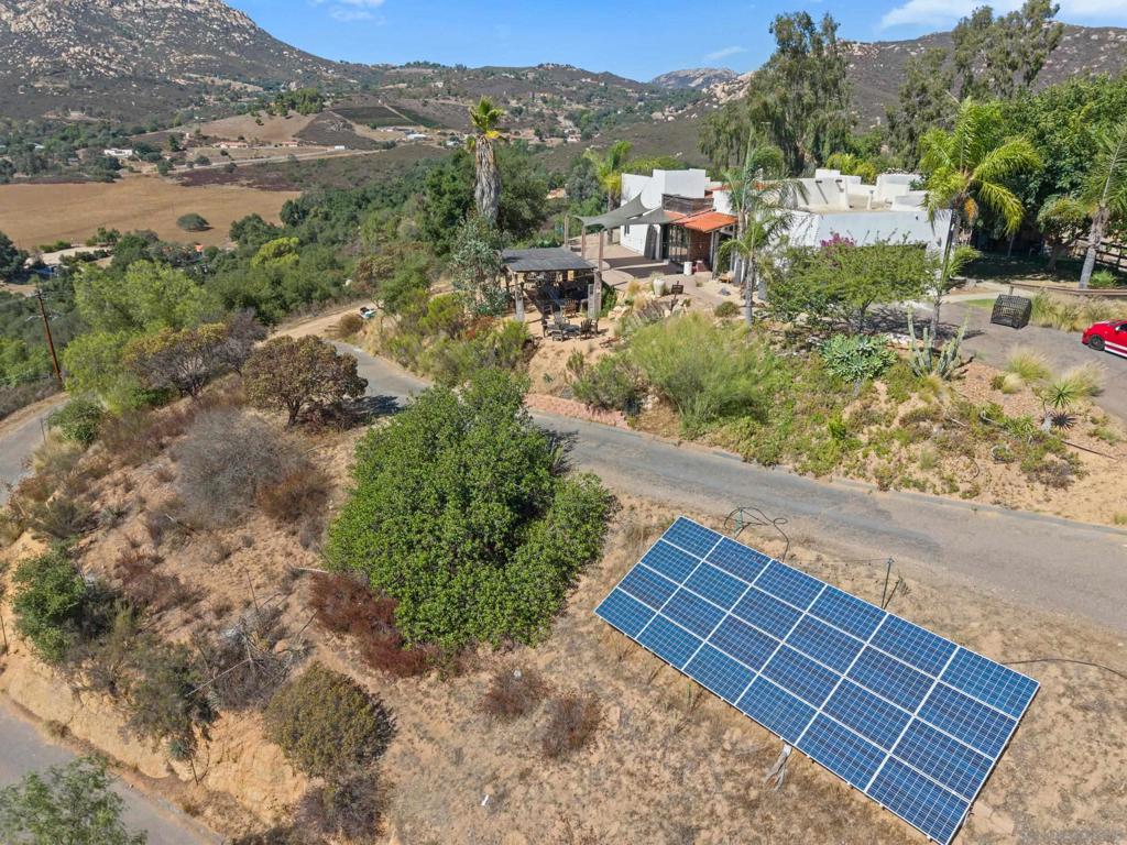 Jamul, California, 91935, United States, 3 Bedrooms Bedrooms, ,2 BathroomsBathrooms,Residential,For Sale,1976566