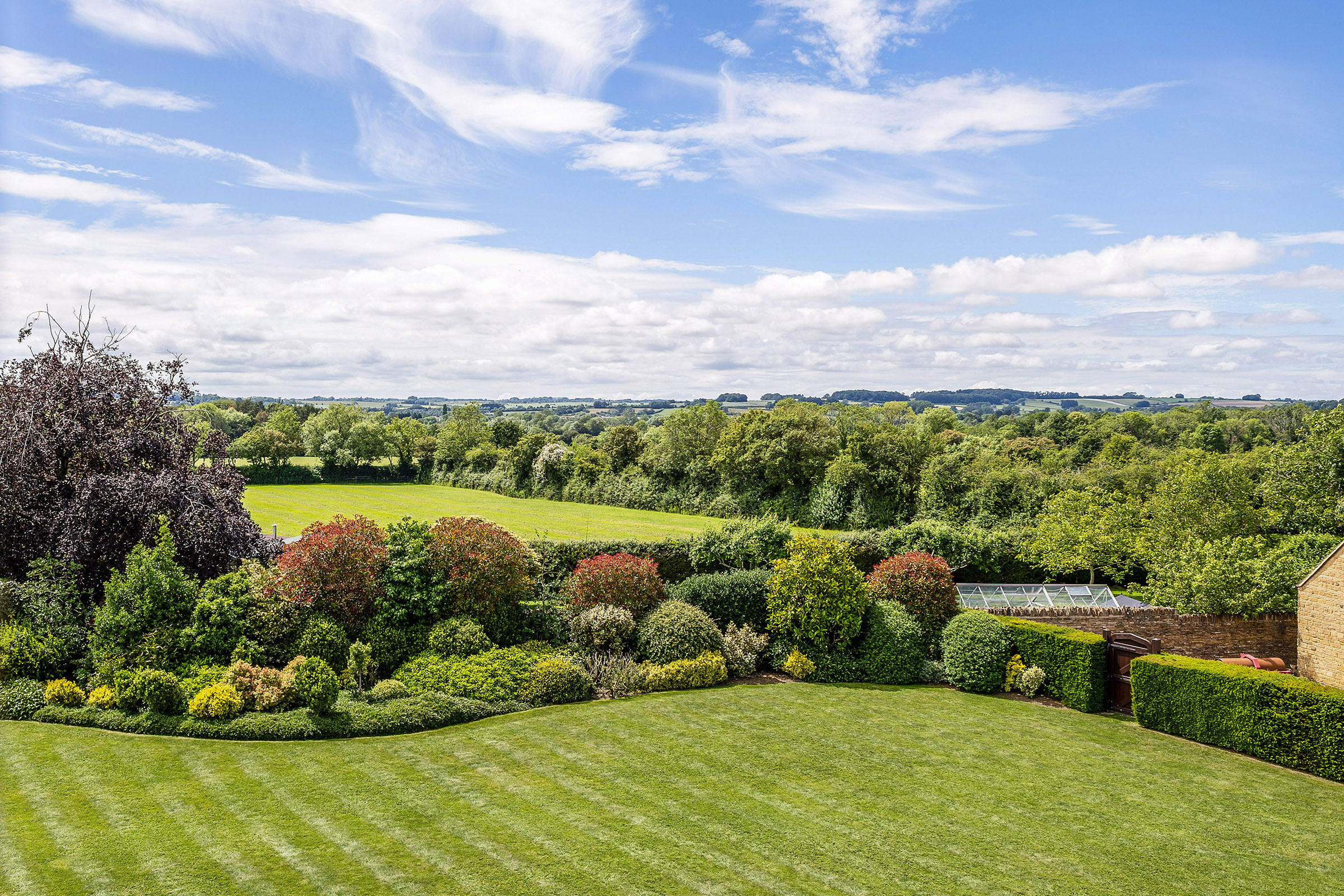  An Impressive Country Estate with Indoor Pool and Equestrian Facilities - 物件實景