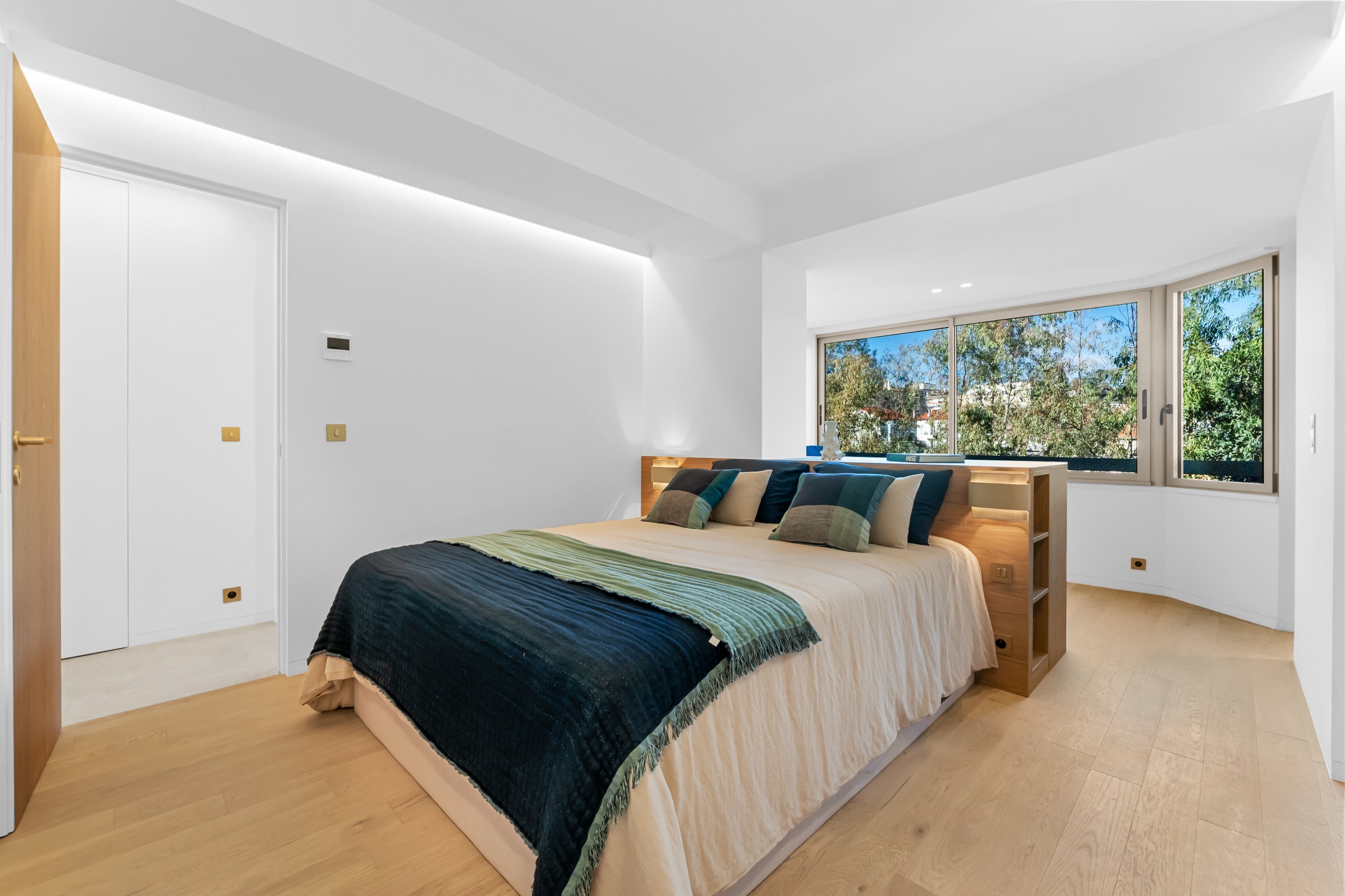  Cannes Palm Beach renovated 4-room apartment with terrace and sea view - 物件實景
