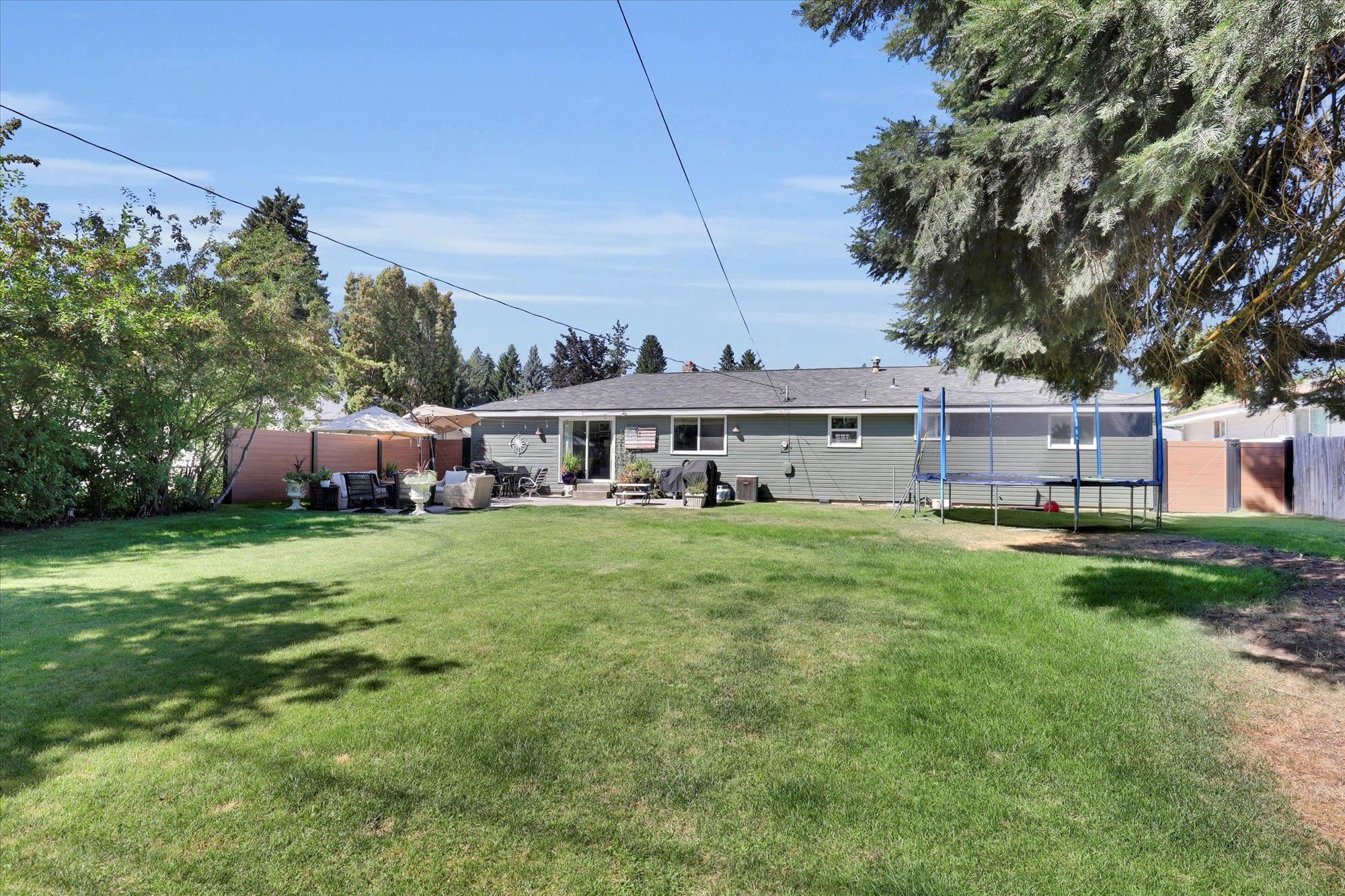 Spokane Valley, Washington, 99216, United States, 4 Bedrooms Bedrooms, ,3 BathroomsBathrooms,Residential,For Sale,1927363