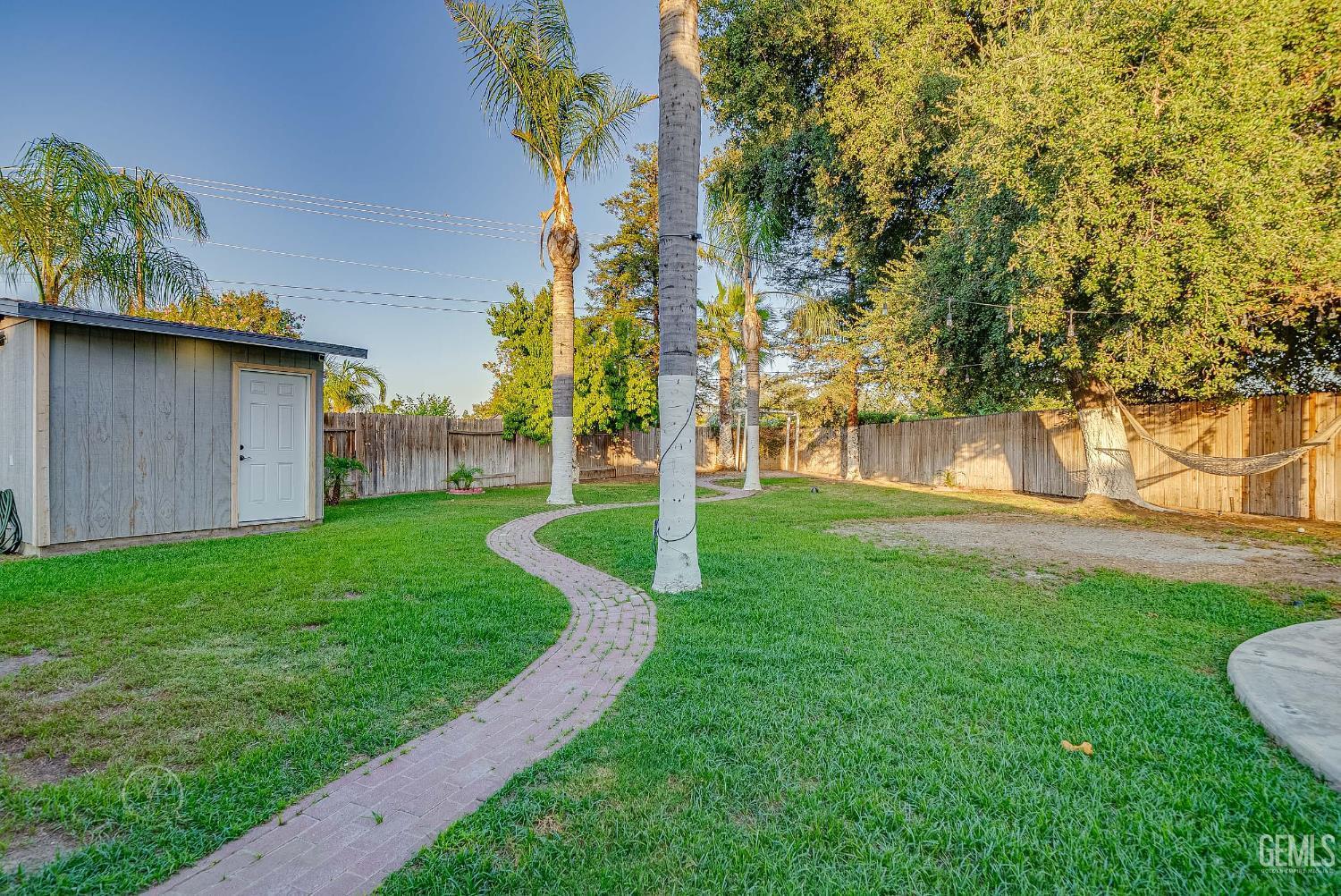 Bakersfield, California, 93313, United States, 4 Bedrooms Bedrooms, ,2 BathroomsBathrooms,Residential,For Sale,1882139