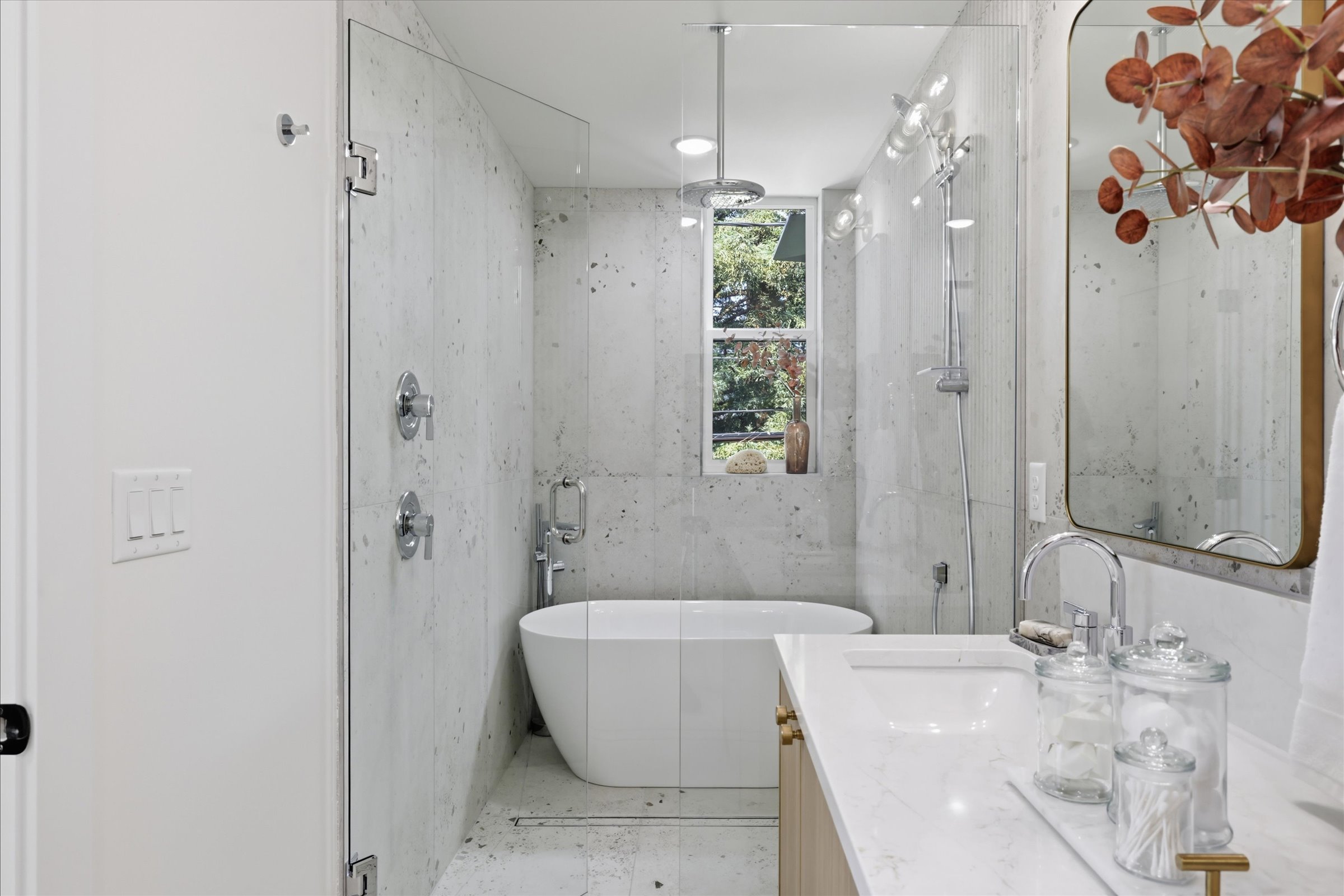  2020 Fairview Ave E Unit #A, Seattle, WA 98102 - 物件實景