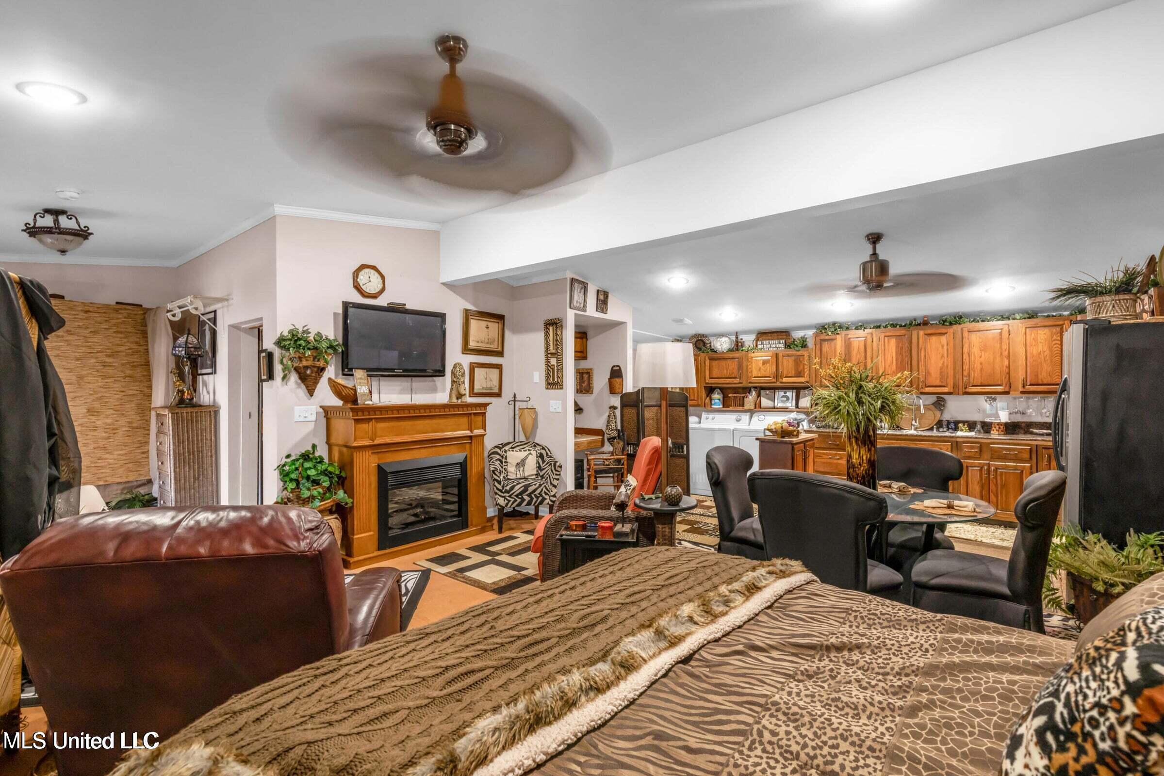 Biloxi, Mississippi, 39530, United States, 3 Bedrooms Bedrooms, ,3 BathroomsBathrooms,Residential,For Sale,1991800