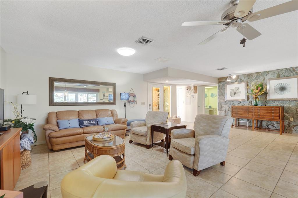 Osprey, Florida, 34229, United States, 2 Bedrooms Bedrooms, ,2 BathroomsBathrooms,Residential,For Sale,1770284