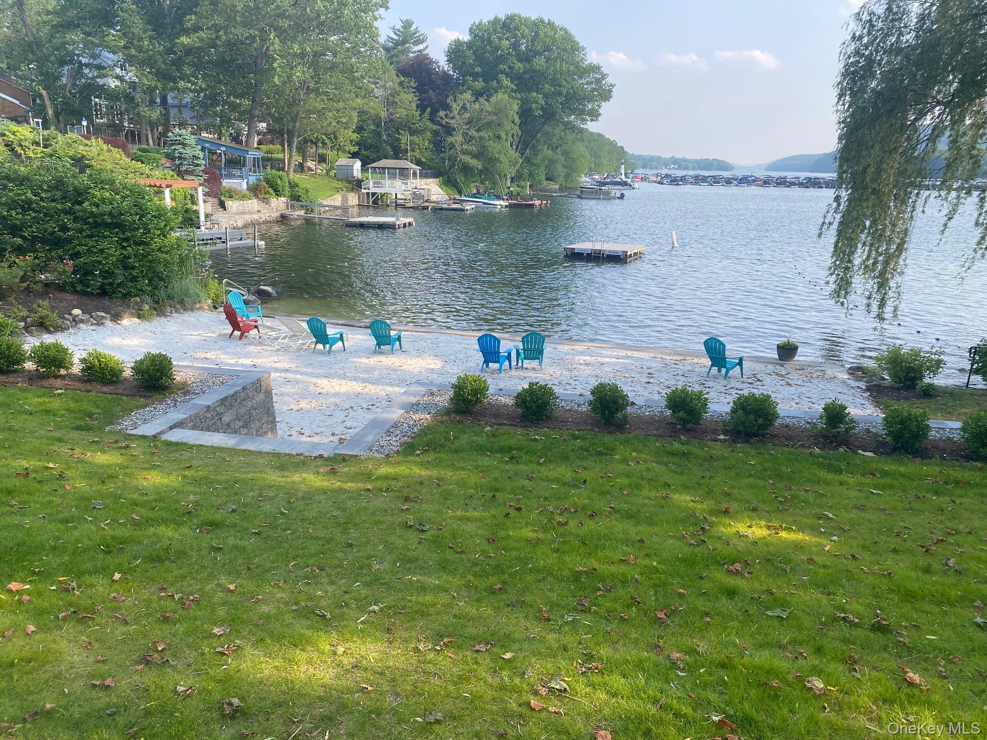 Call Listing Agent, Connecticut, 06776, United States, 3 Bedrooms Bedrooms, ,2 BathroomsBathrooms,Residential,For Sale,1927015