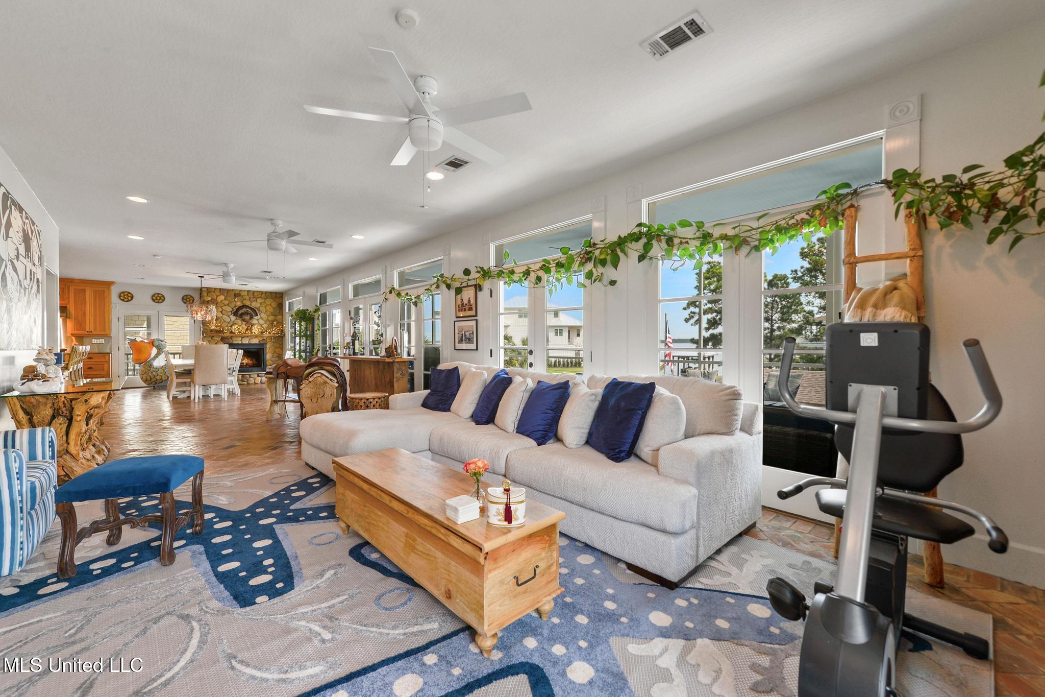 Pass Christian, Mississippi, 39571, United States, 5 Bedrooms Bedrooms, ,7 BathroomsBathrooms,Residential,For Sale,1989157