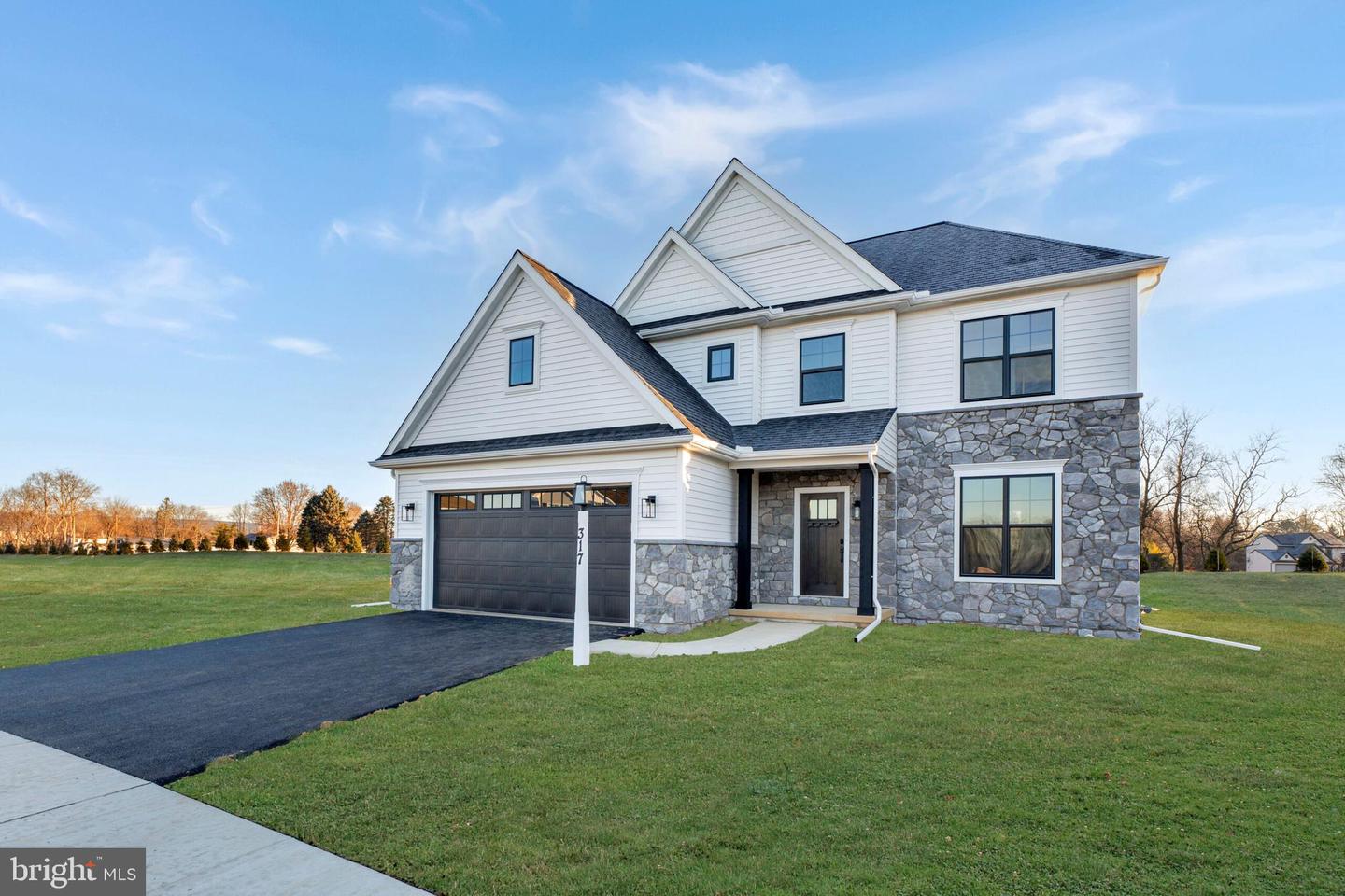 Strasburg, Pennsylvania, 17579, United States, 4 Bedrooms Bedrooms, ,3 BathroomsBathrooms,Residential,For Sale,1721330