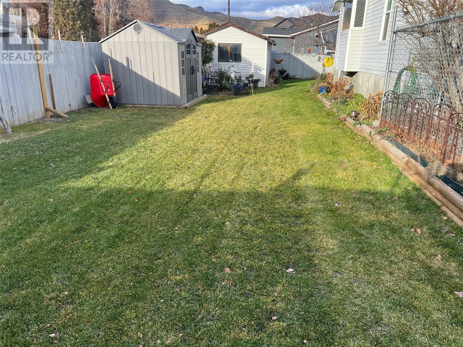 KAMLOOPS, British Columbia, V2B 5N1, CA, 5 Bedrooms Bedrooms, ,3 BathroomsBathrooms,Residential,For Sale,1838666