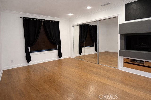 Reseda, California, 91335, United States, 3 Bedrooms Bedrooms, ,3 BathroomsBathrooms,Residential,For Sale,2009231