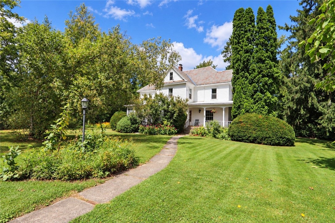Gravel Rd, Seneca Falls, NY 13148