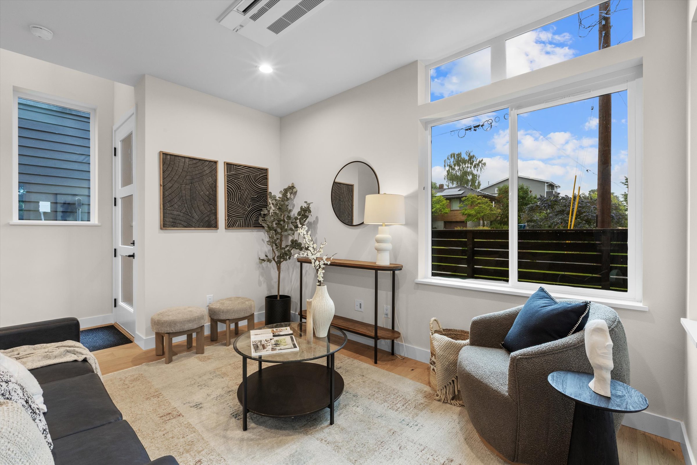  4235 S Bradford St, Seattle, WA 98118 - 物件實景