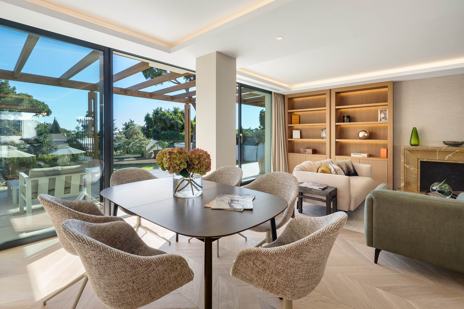  Renovated villa with refined interiors and exceptional outdoor living - 物件實景