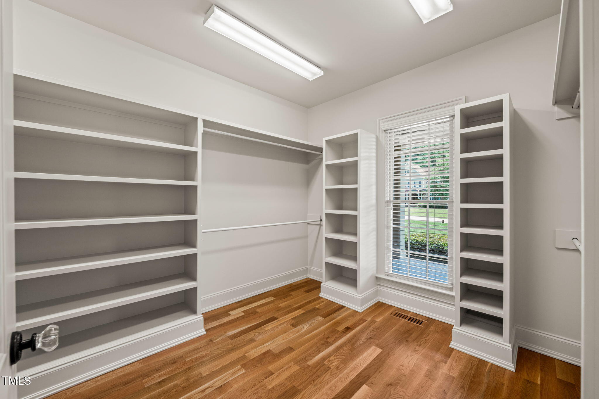 Raleigh, North Carolina, 27603, United States, 4 Bedrooms Bedrooms, ,4 BathroomsBathrooms,Residential,For Sale,1847413