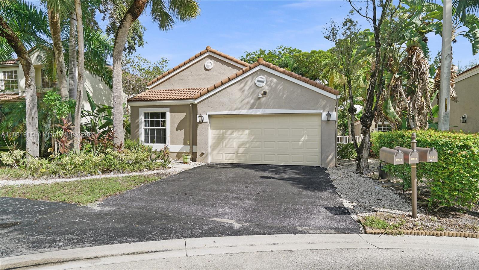 Plantation, Florida, 33322, United States, 3 Bedrooms Bedrooms, ,2 BathroomsBathrooms,Residential,For Sale,1947499