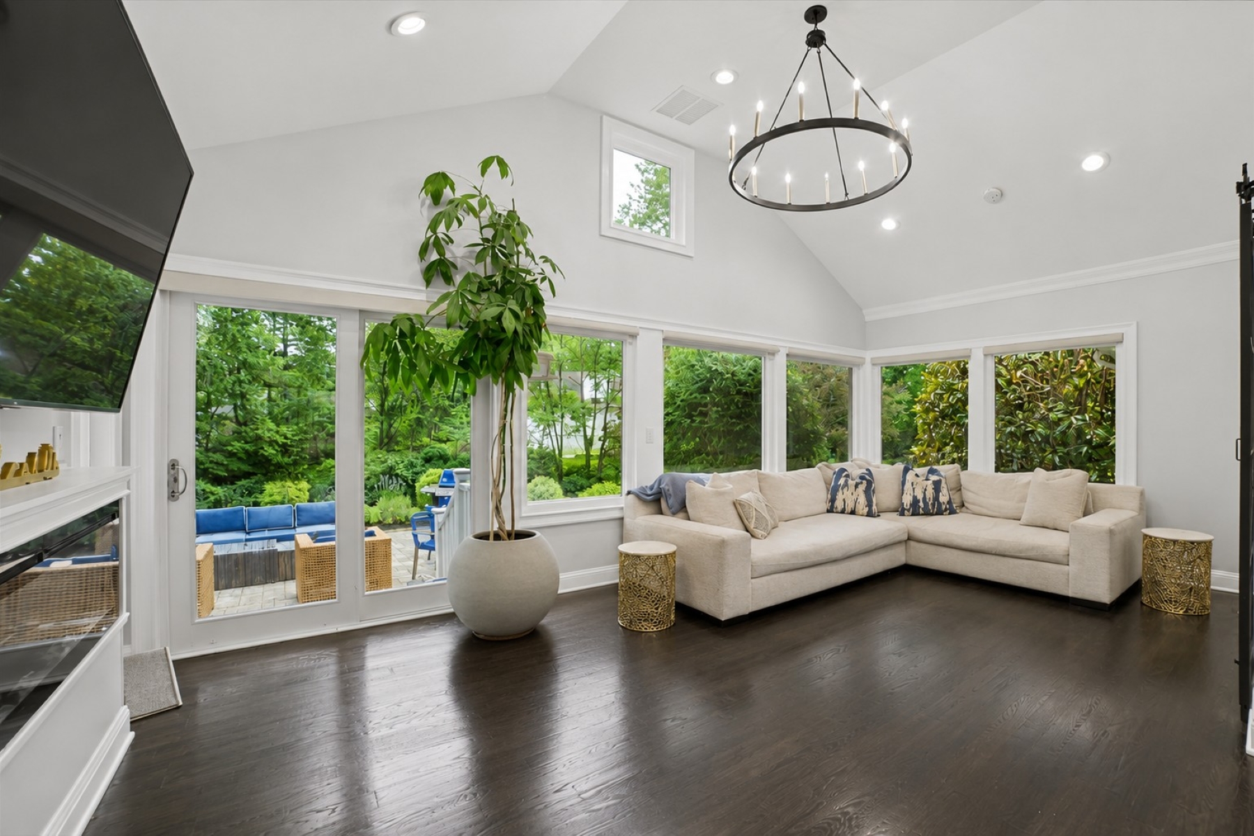  Sophisticated One-Level Ranch on a Beautiful Private Lot - 物件實景